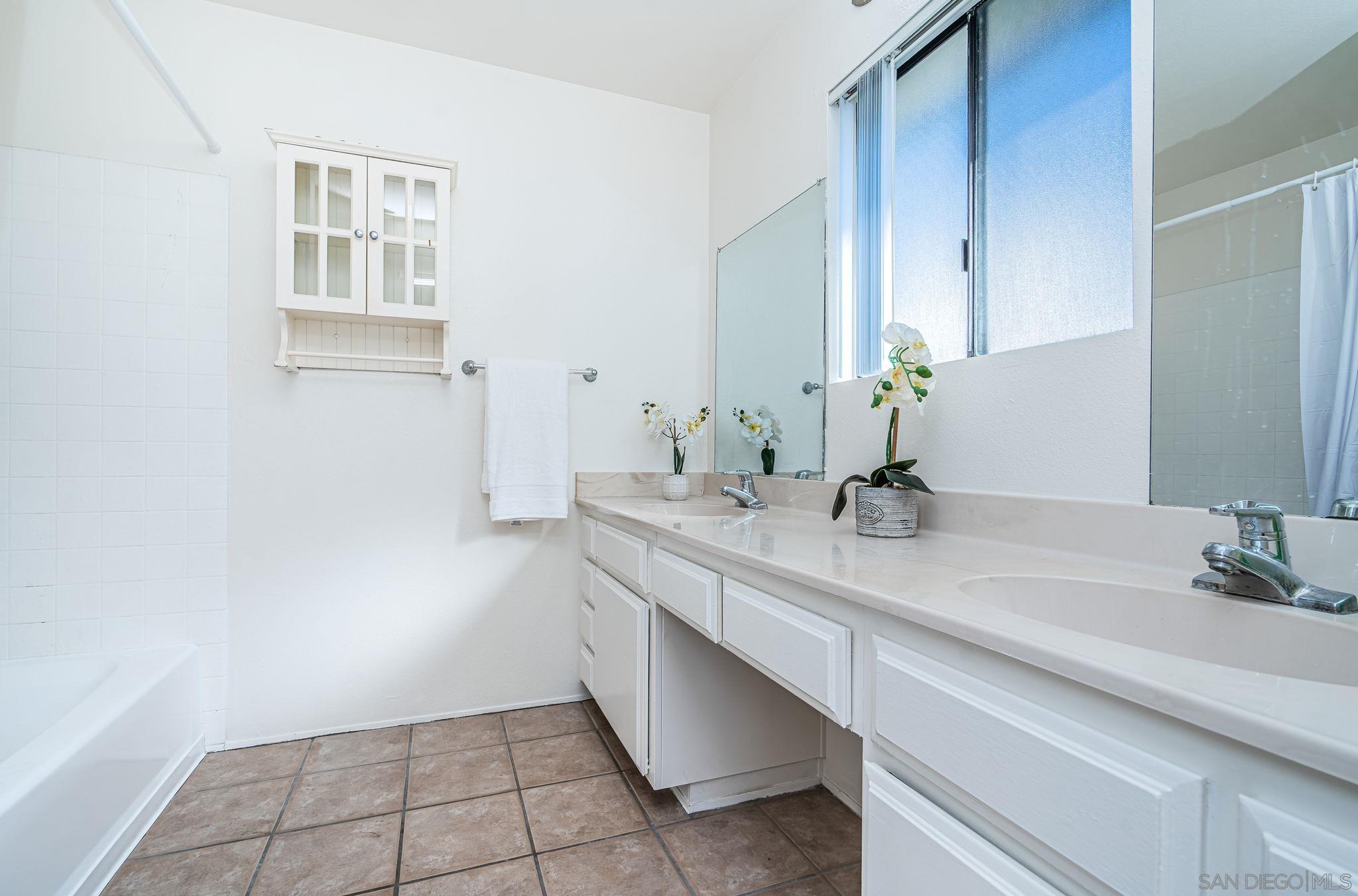 Detail Gallery Image 13 of 25 For 631  13th St  1, San Diego,  CA 92154 - 2 Beds | 2 Baths