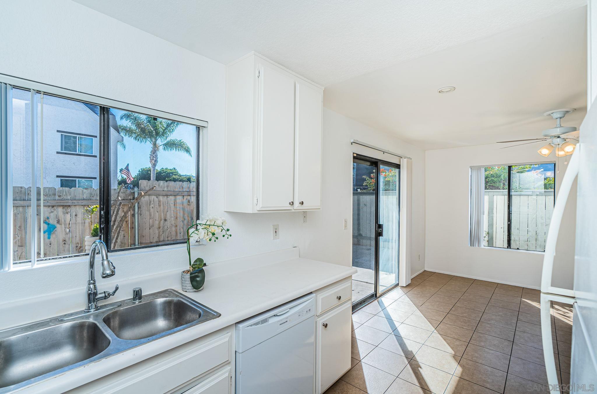 Detail Gallery Image 9 of 25 For 631  13th St  1, San Diego,  CA 92154 - 2 Beds | 2 Baths