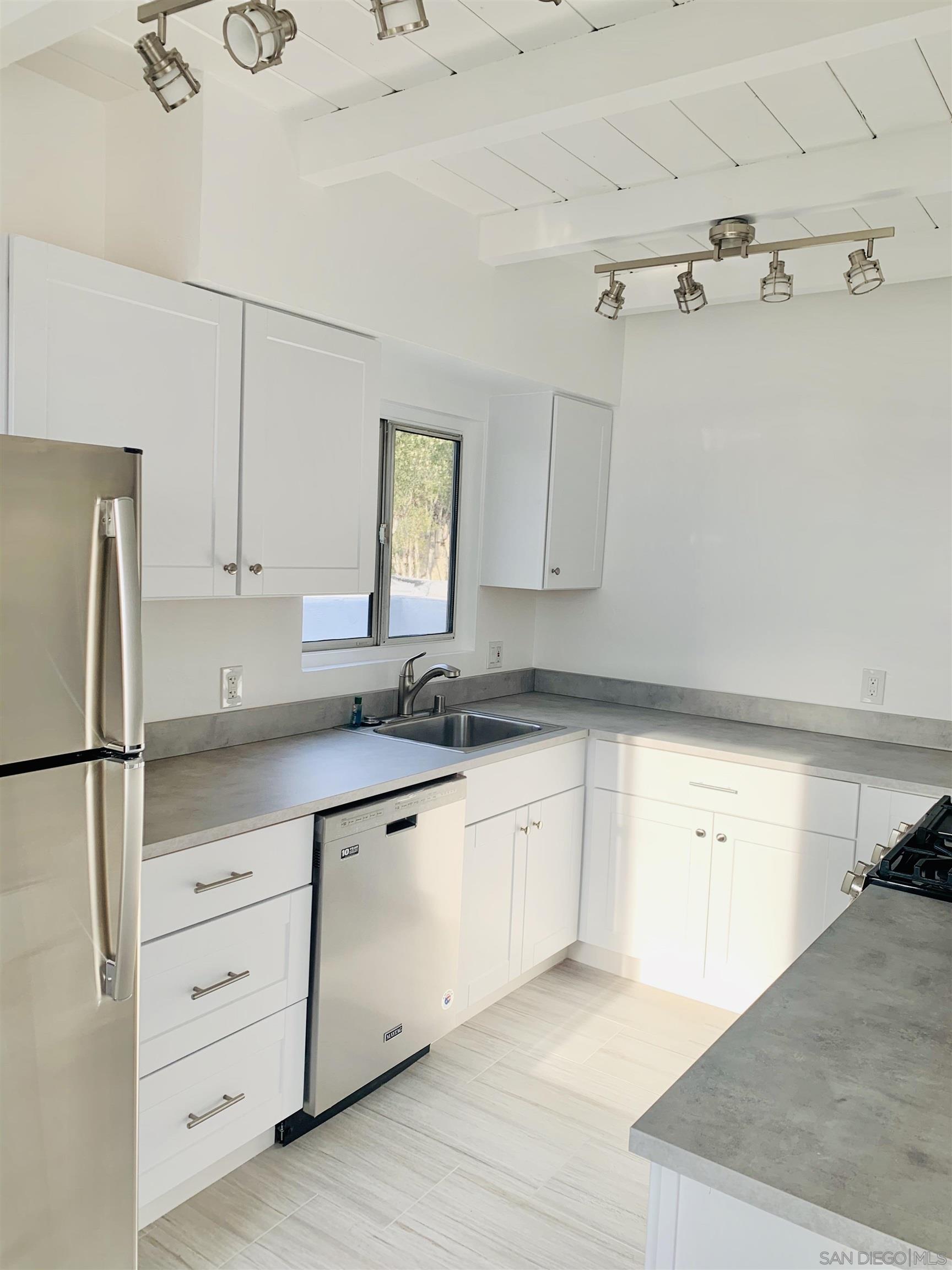 Detail Gallery Image 18 of 18 For 2831-37  Columbia Street, San Diego,  CA 92103 - – Beds | – Baths