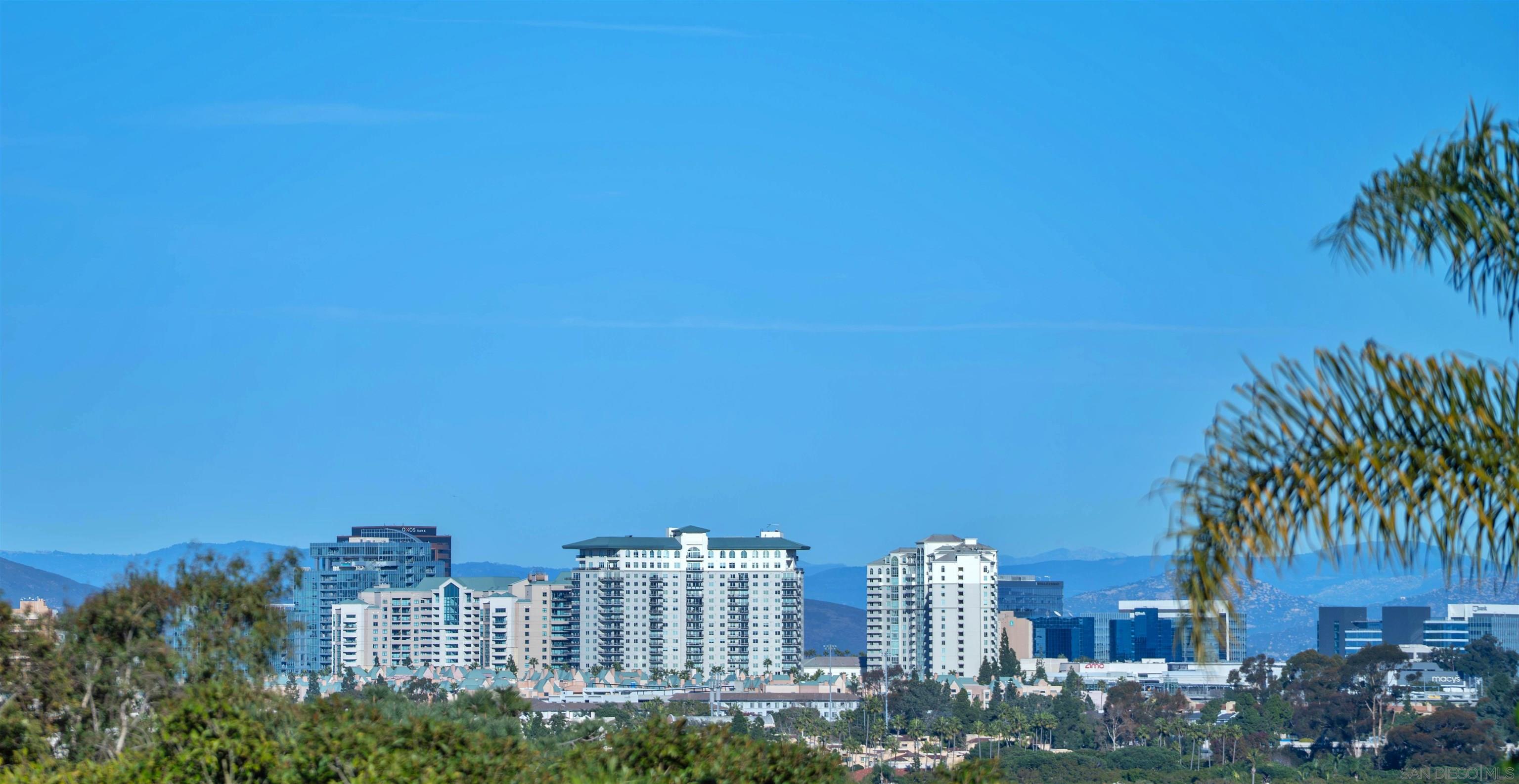 Detail Gallery Image 27 of 30 For 7835  La Jolla Vista Dr, La Jolla,  CA 92037 - 6 Beds | 8/1 Baths
