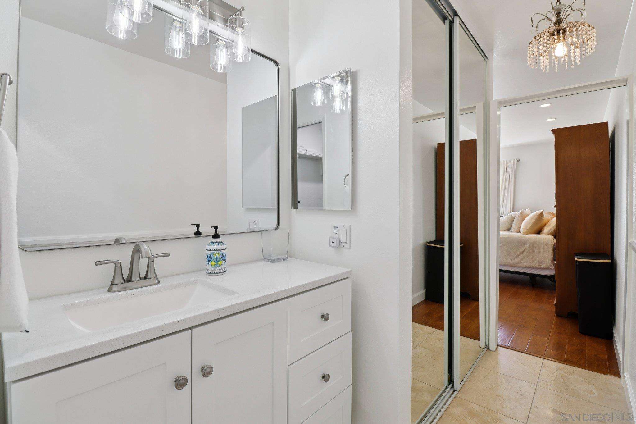 Detail Gallery Image 16 of 41 For 816  Caminito Azul, Carlsbad,  CA 92011 - 3 Beds | 2 Baths