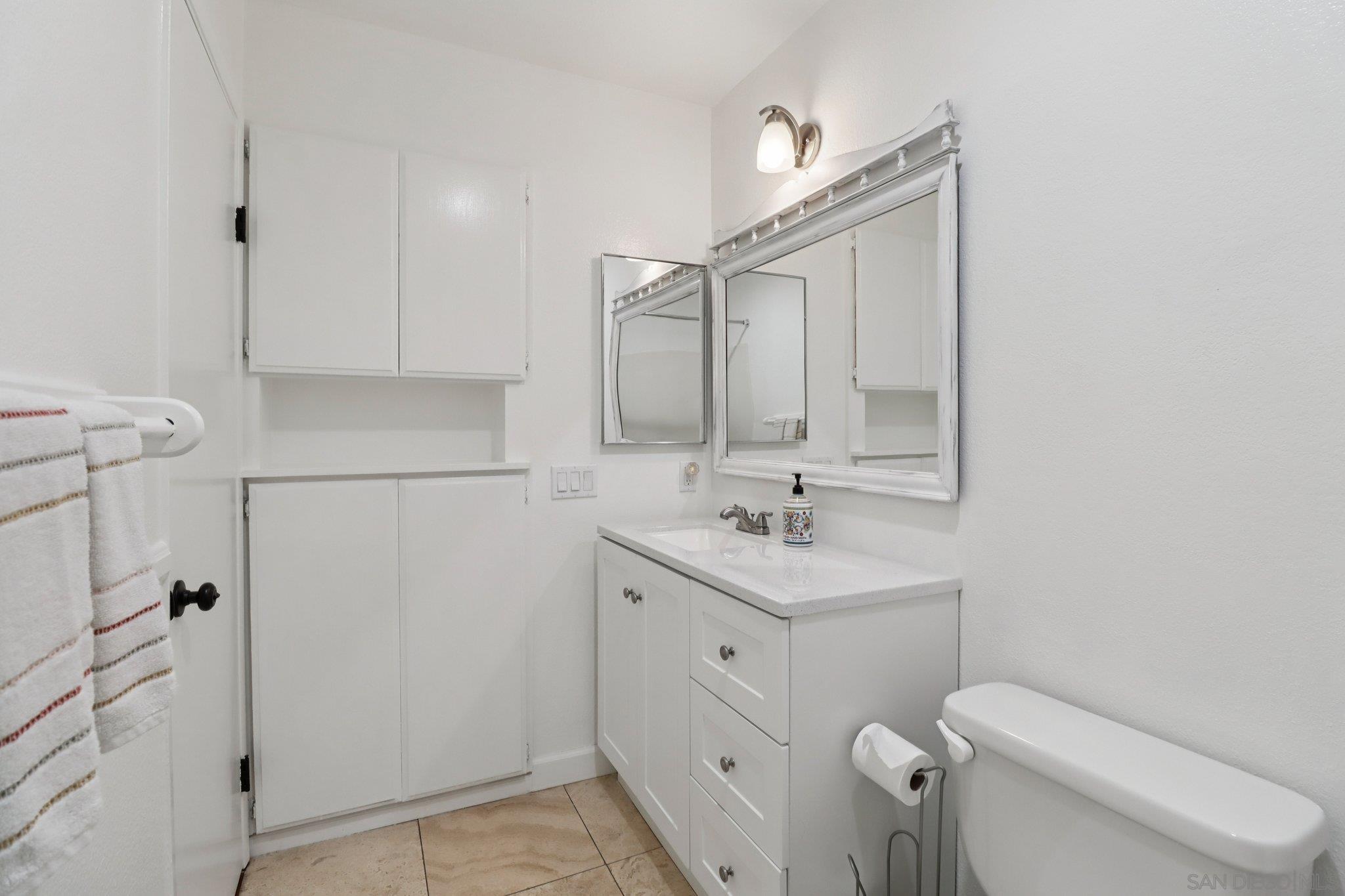 Detail Gallery Image 22 of 41 For 816  Caminito Azul, Carlsbad,  CA 92011 - 3 Beds | 2 Baths