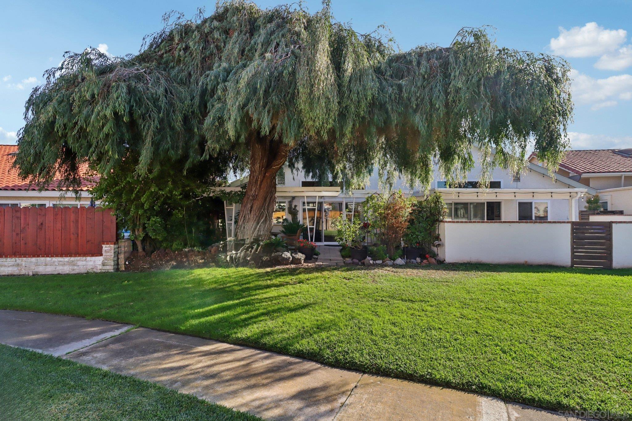 Detail Gallery Image 33 of 41 For 816  Caminito Azul, Carlsbad,  CA 92011 - 3 Beds | 2 Baths