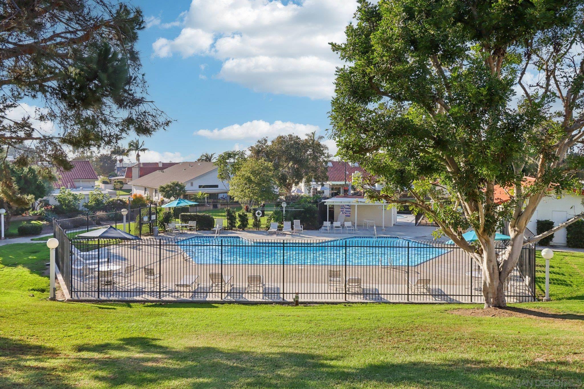 Detail Gallery Image 7 of 41 For 816  Caminito Azul, Carlsbad,  CA 92011 - 3 Beds | 2 Baths