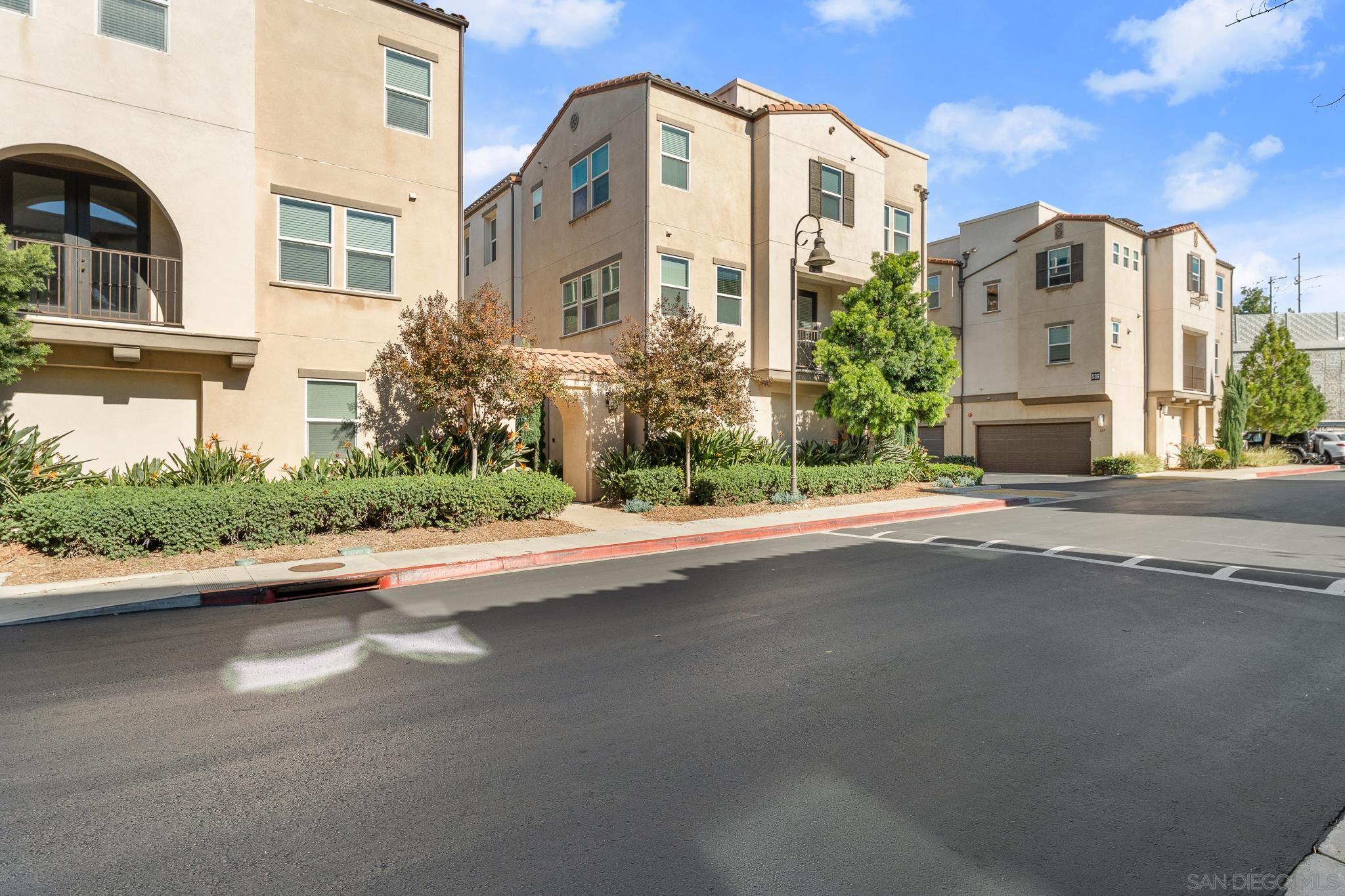 Detail Gallery Image 39 of 47 For 543 W Foothill Blvd  #120,  Glendora,  CA 91741 - 4 Beds | 2/1 Baths