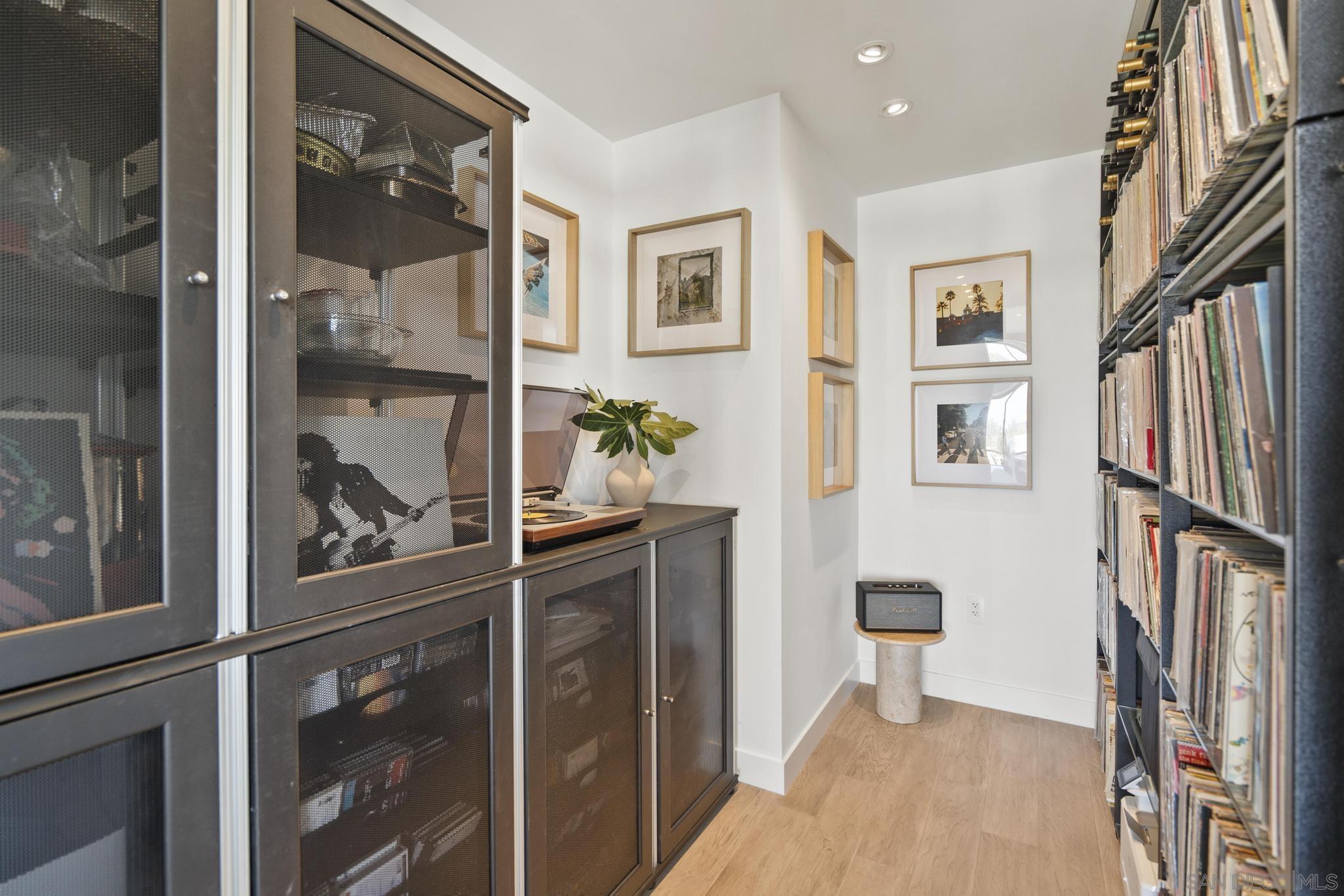 Detail Gallery Image 38 of 69 For 2604  5th Ave  #801,  San Diego,  CA 92103 - 2 Beds | 2/1 Baths