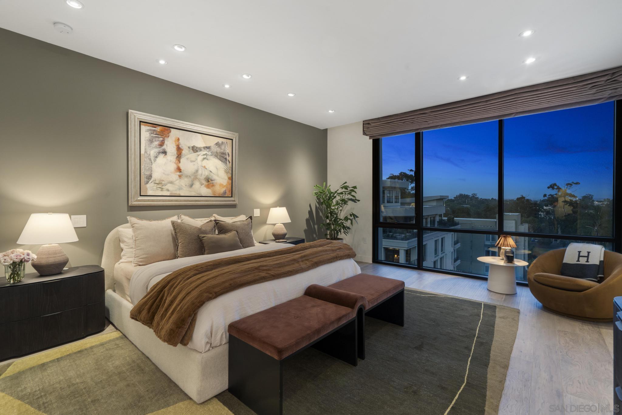 Detail Gallery Image 49 of 69 For 2604  5th Ave  #801,  San Diego,  CA 92103 - 2 Beds | 2/1 Baths