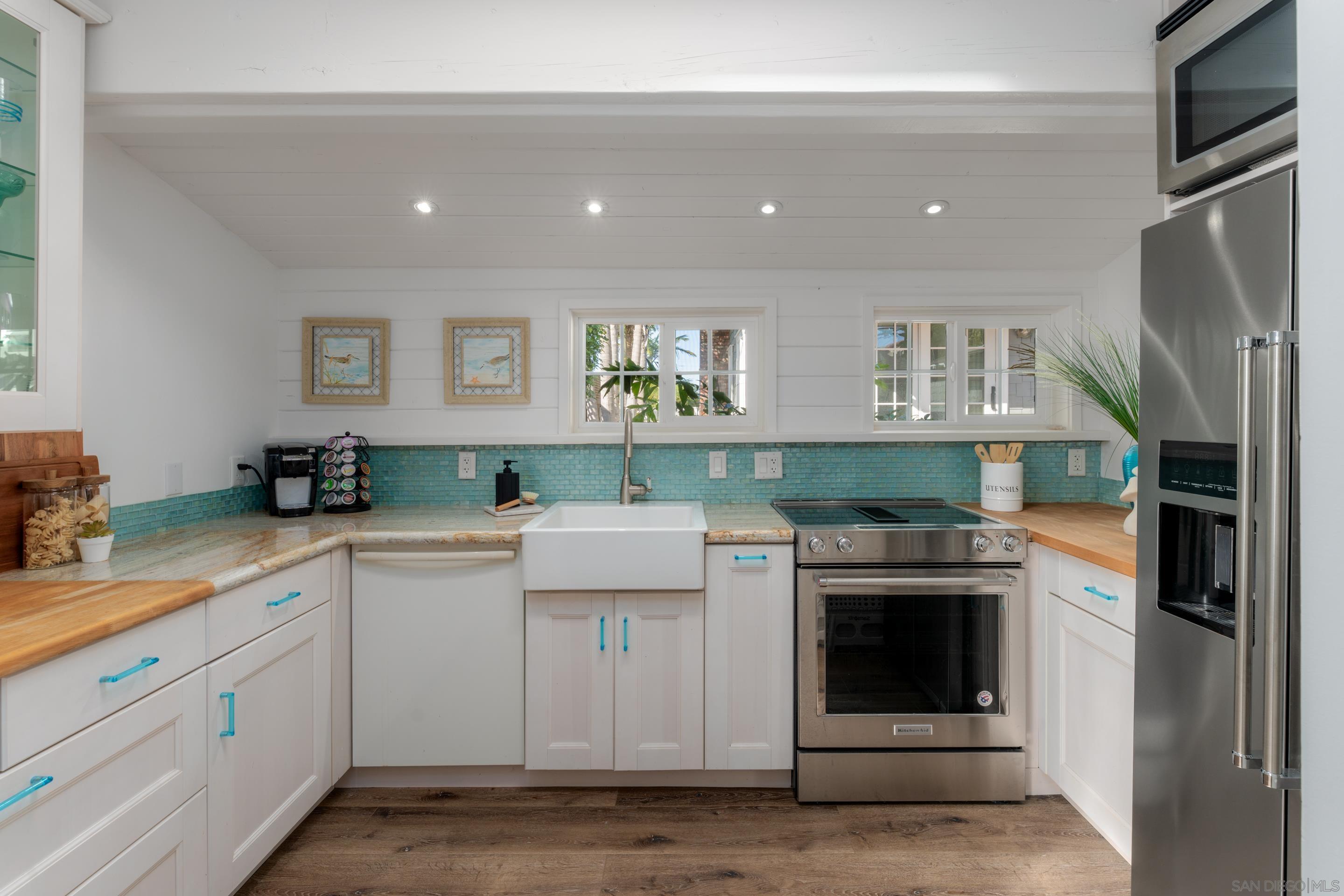 Detail Gallery Image 50 of 72 For 383  Westbourne St., La Jolla,  CA 92037 - 4 Beds | 3 Baths