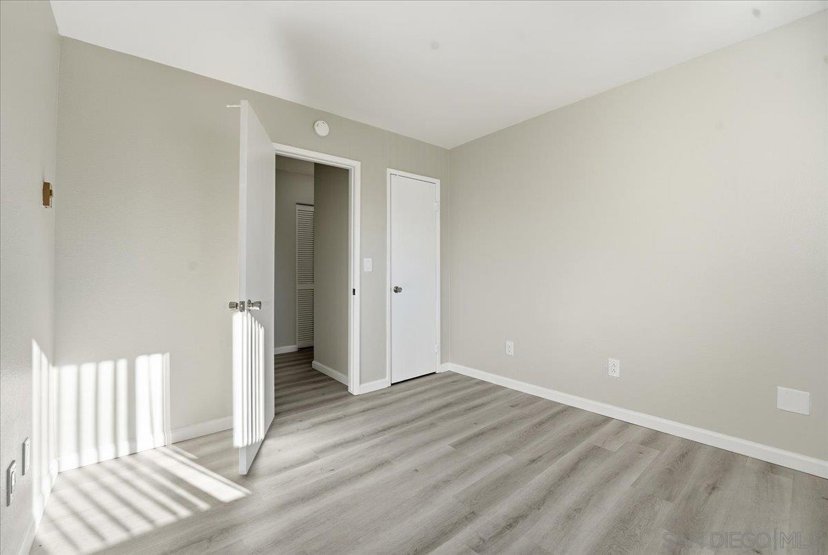 Detail Gallery Image 8 of 27 For 4226  Camino Ticino, San Diego,  CA 92122 - 2 Beds | 1/1 Baths