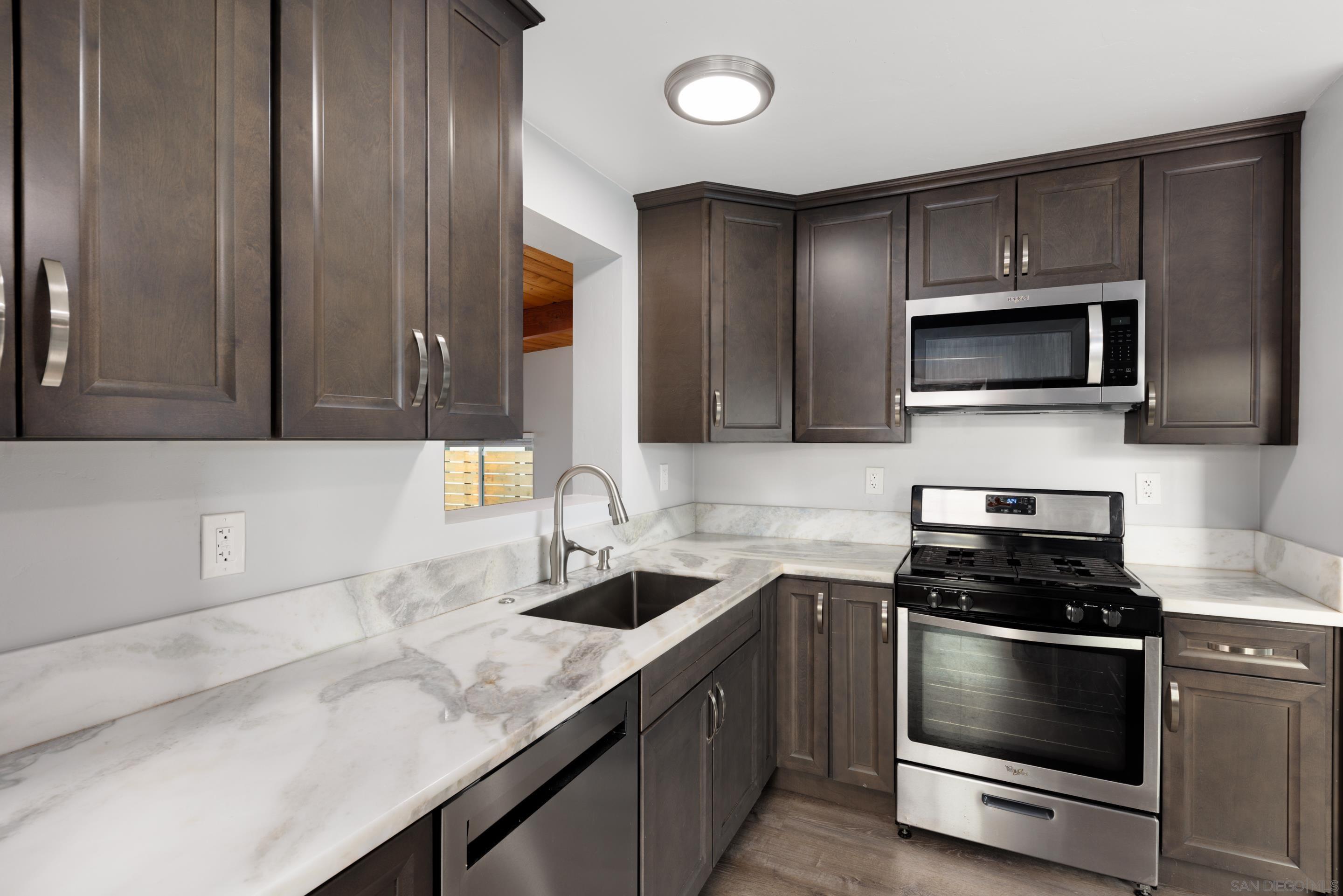 Detail Gallery Image 23 of 50 For 7128 E Hyatt St, San Diego,  CA 92111 - – Beds | – Baths