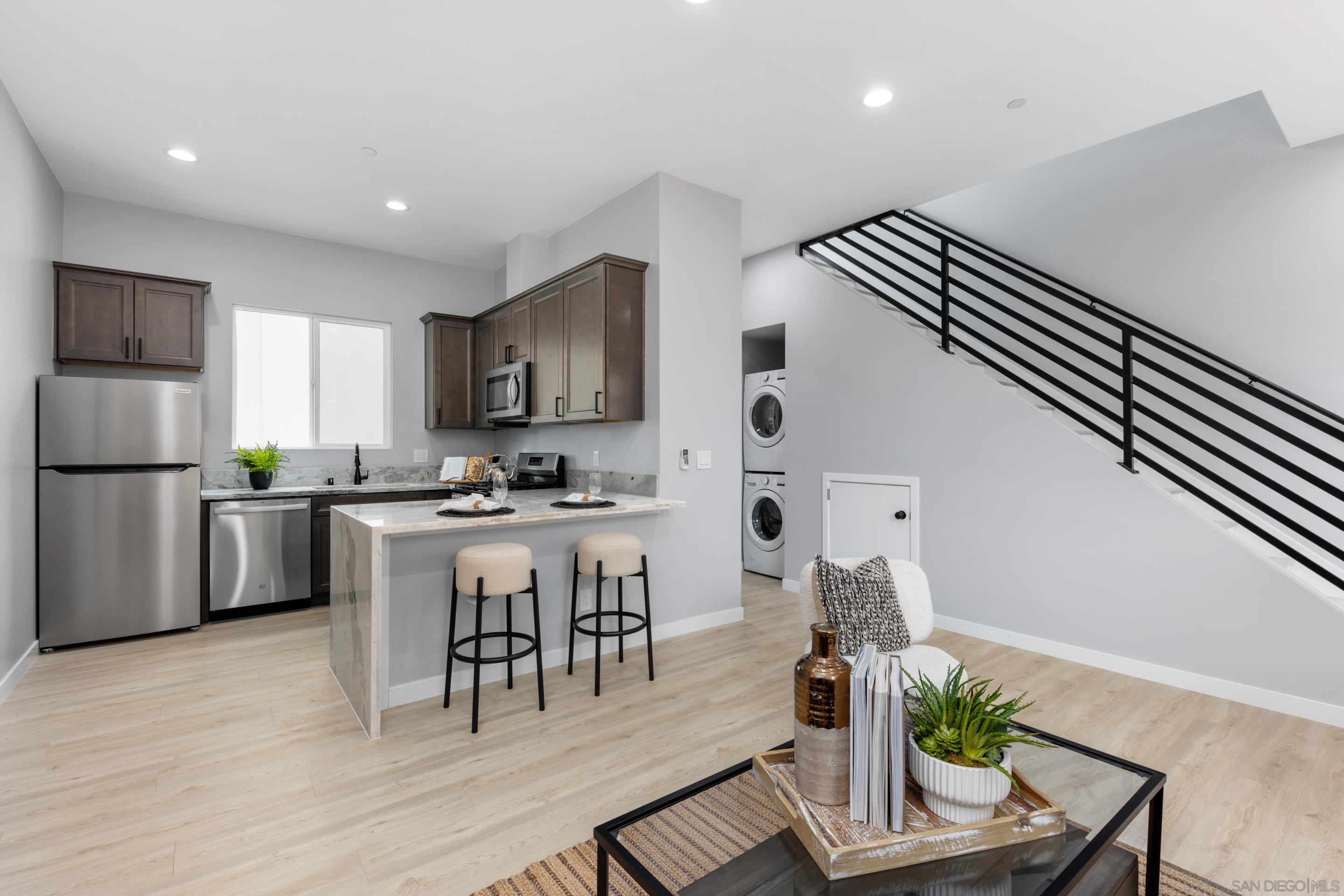 Detail Gallery Image 38 of 50 For 7128 E Hyatt St, San Diego,  CA 92111 - – Beds | – Baths