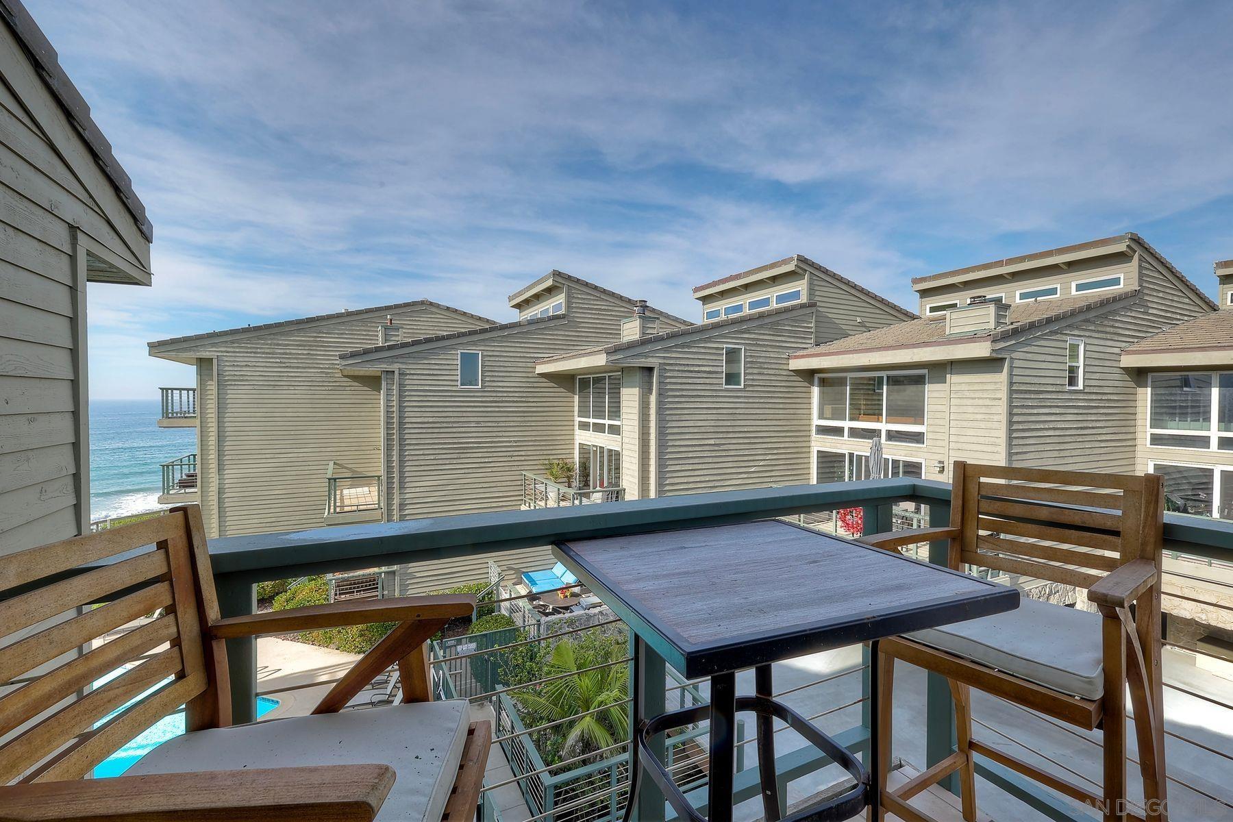 Detail Gallery Image 11 of 35 For 940  Sealane Drive  10, Encinitas,  CA 92024 - 2 Beds | 2 Baths