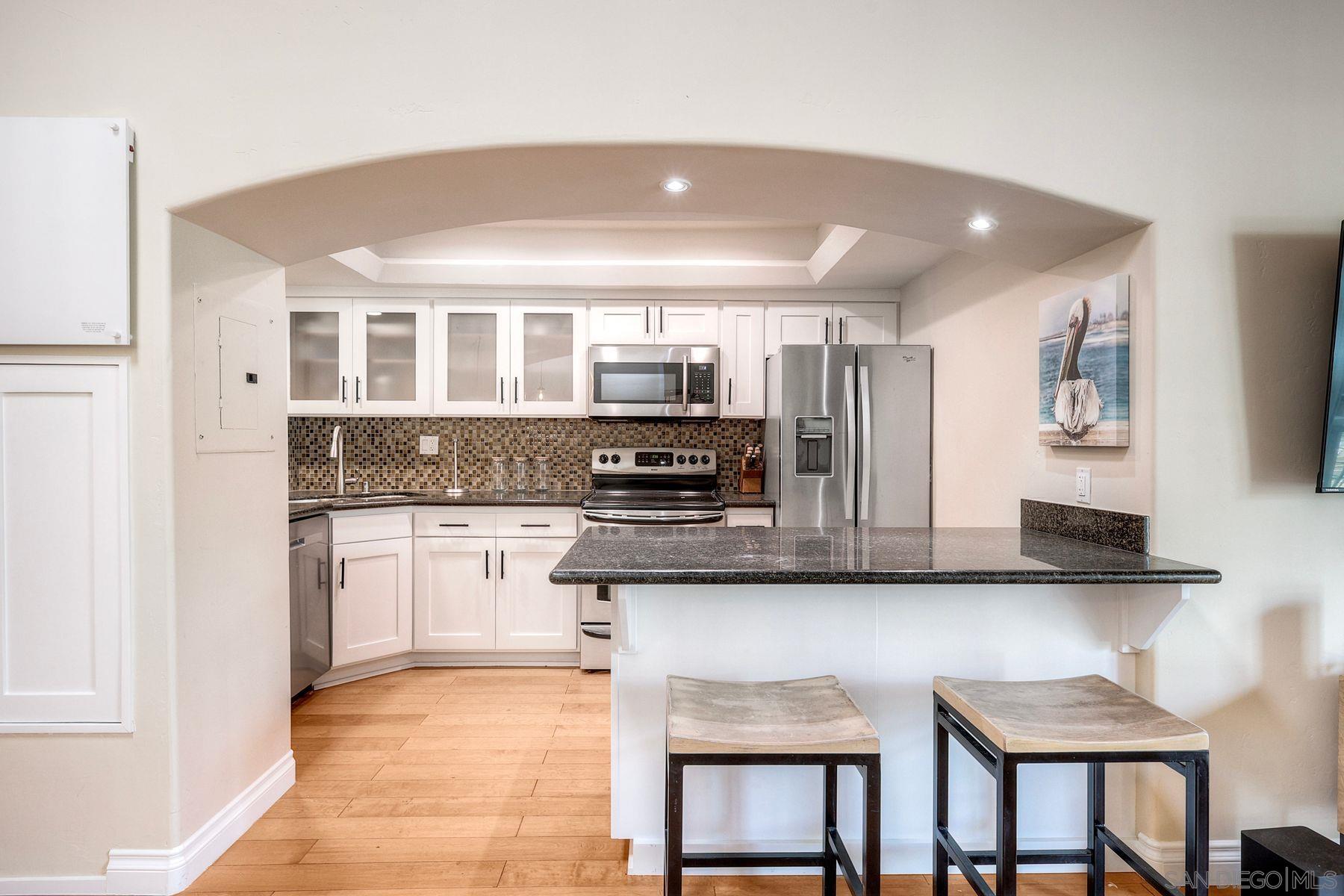 Detail Gallery Image 7 of 35 For 940  Sealane Drive  10, Encinitas,  CA 92024 - 2 Beds | 2 Baths