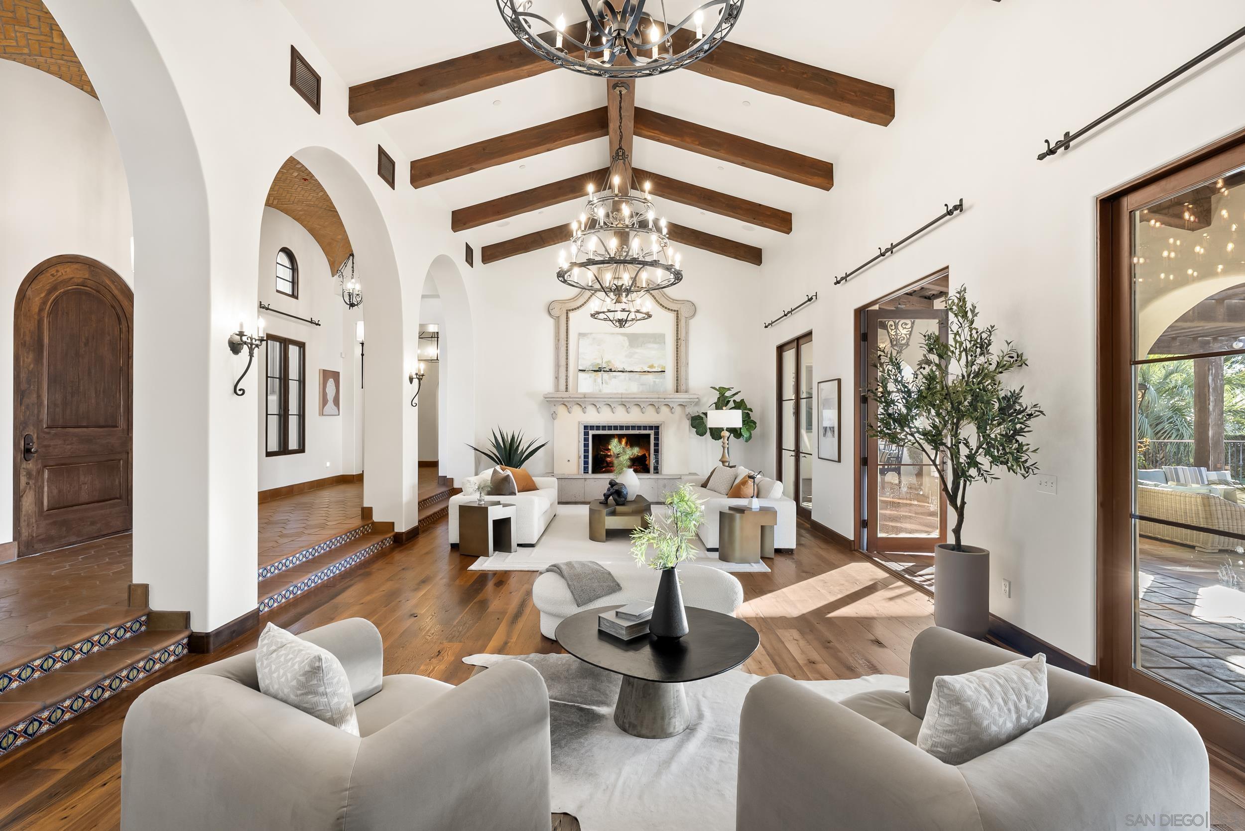 Detail Gallery Image 3 of 34 For 16636  El Zorro Vista, Rancho Santa Fe,  CA 92067 - 5 Beds | 5/4 Baths