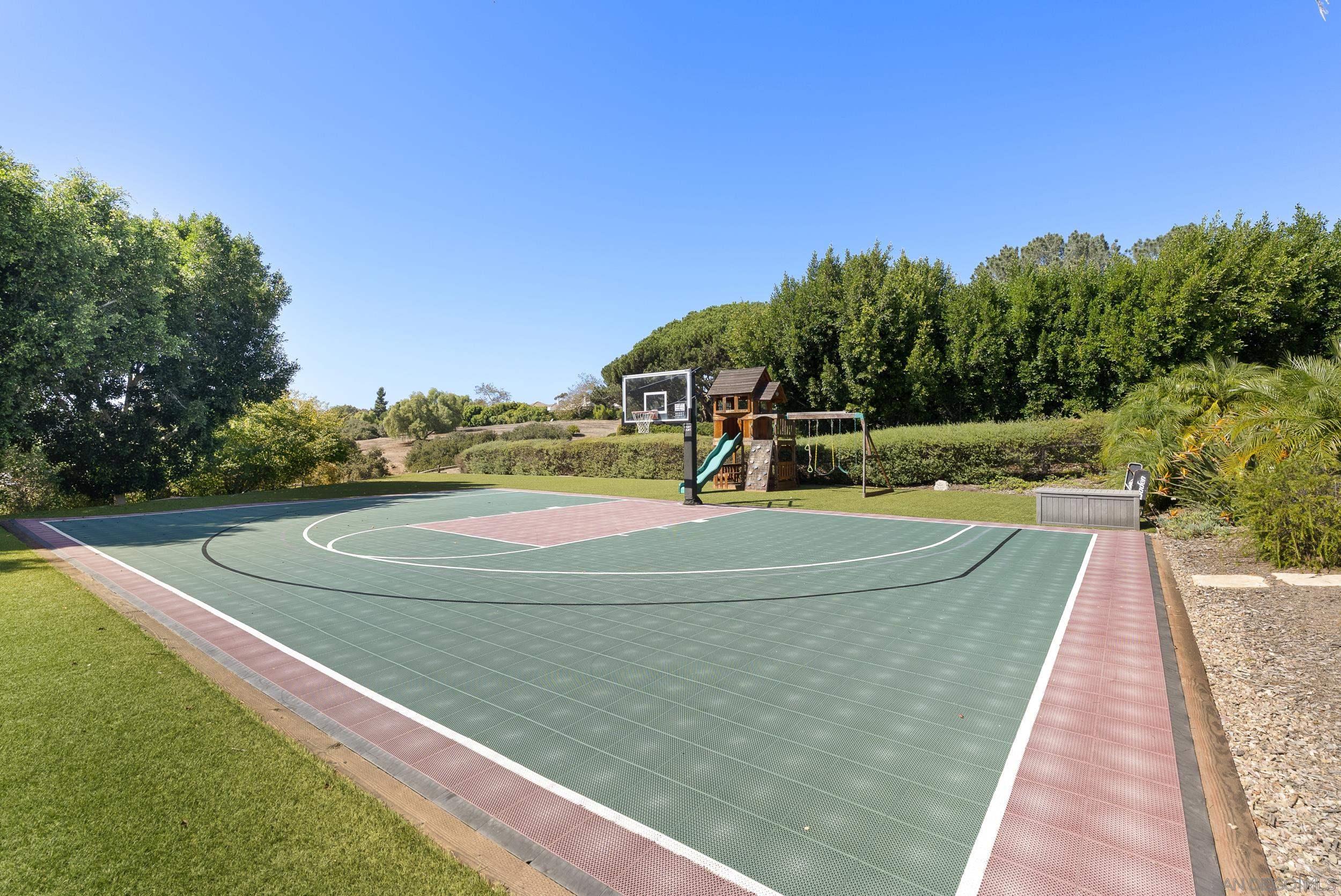 Detail Gallery Image 22 of 34 For 16636  El Zorro Vista, Rancho Santa Fe,  CA 92067 - 5 Beds | 5/4 Baths