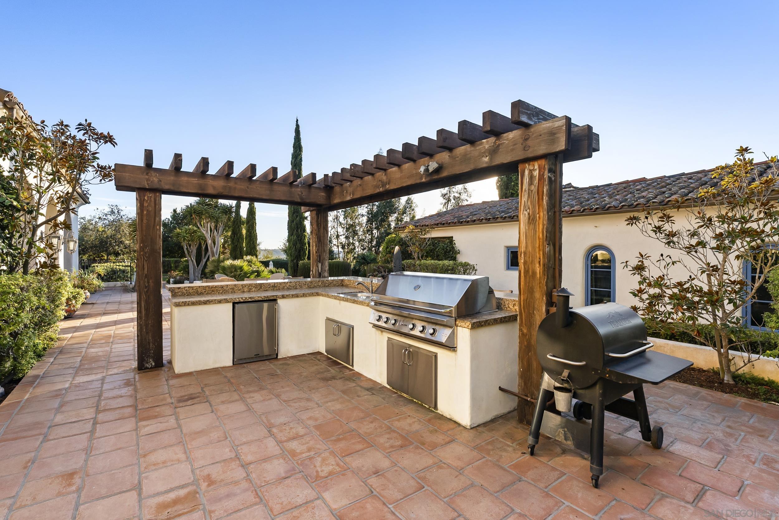 Detail Gallery Image 24 of 34 For 16636  El Zorro Vista, Rancho Santa Fe,  CA 92067 - 5 Beds | 5/4 Baths