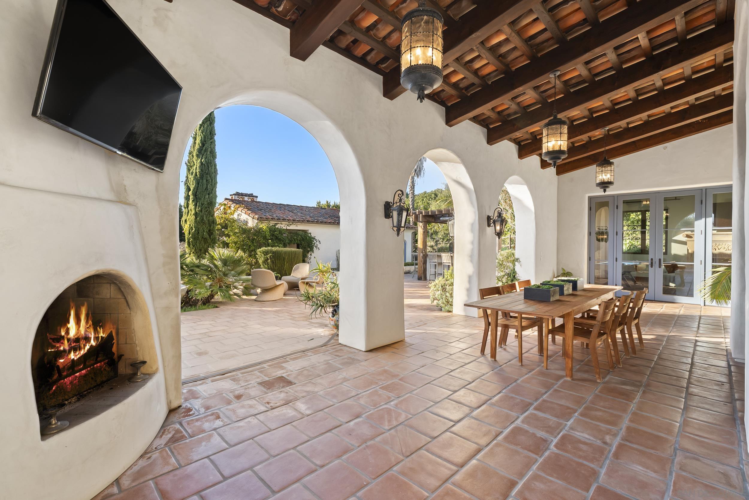 Detail Gallery Image 26 of 34 For 16636  El Zorro Vista, Rancho Santa Fe,  CA 92067 - 5 Beds | 5/4 Baths