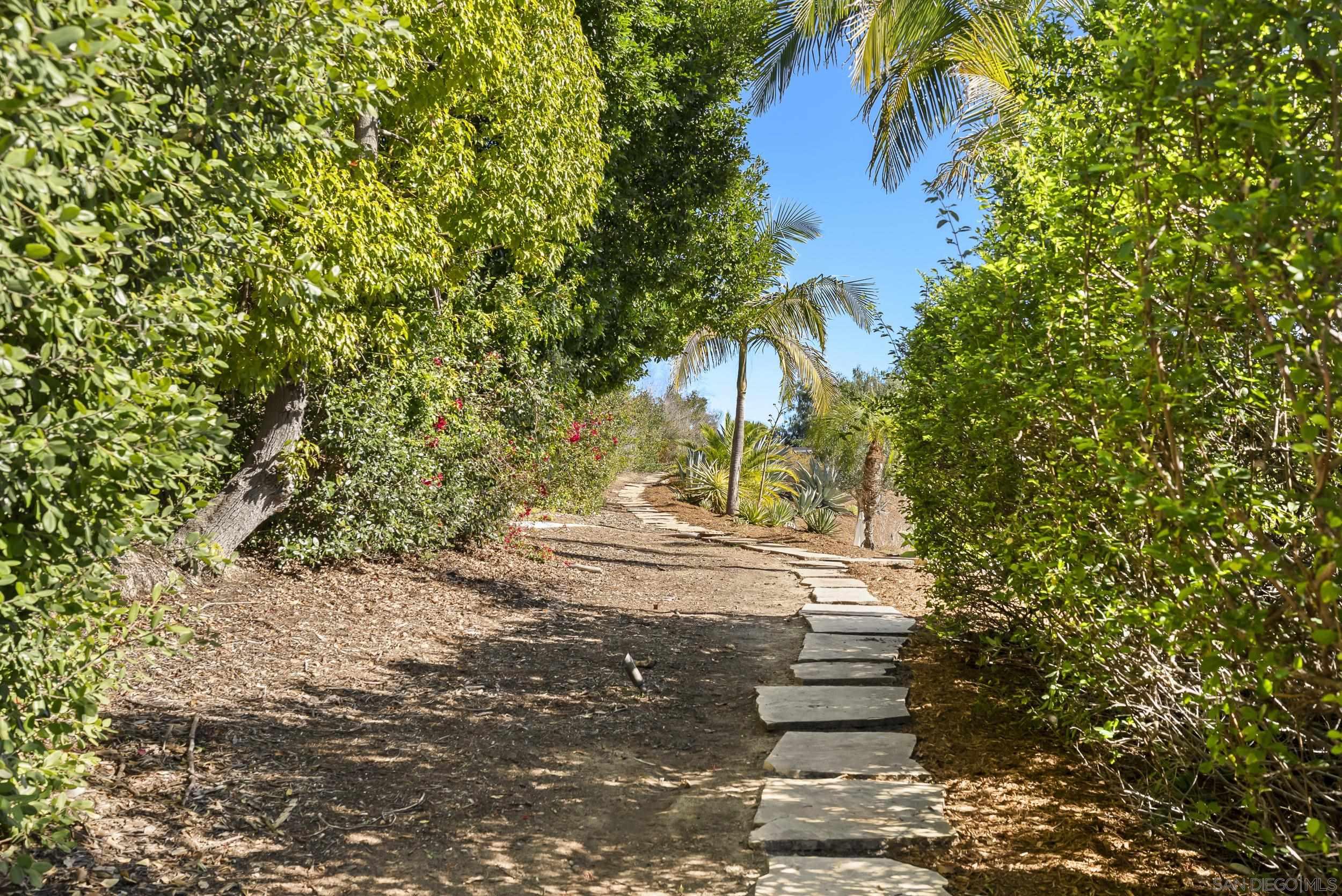 Detail Gallery Image 31 of 34 For 16636  El Zorro Vista, Rancho Santa Fe,  CA 92067 - 5 Beds | 5/4 Baths