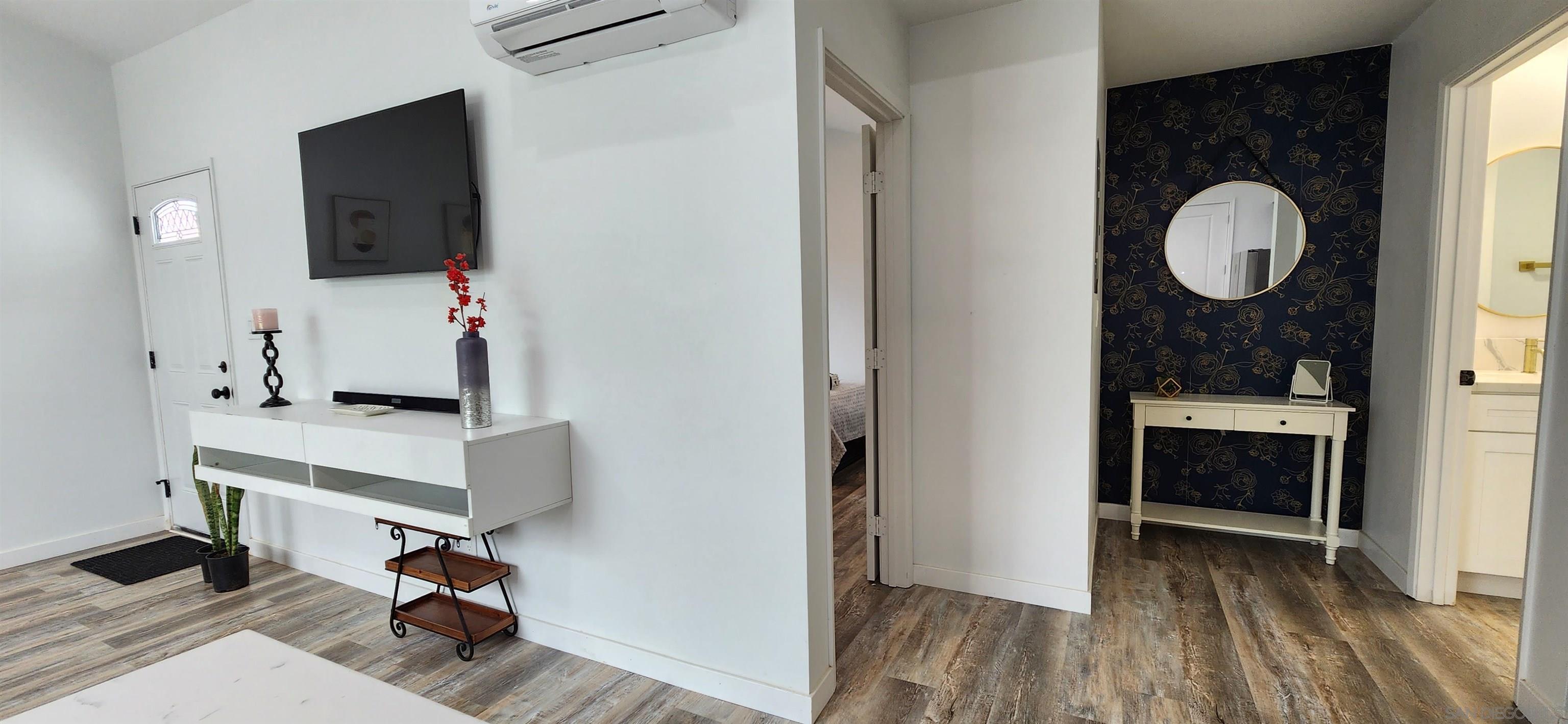 Detail Gallery Image 12 of 17 For 2144  L Ave, National City,  CA 91950 - 2 Beds | 1 Baths