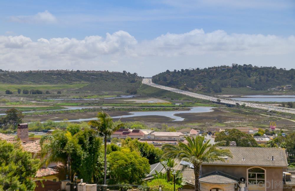 Front Image Thumbnail for SD2600870