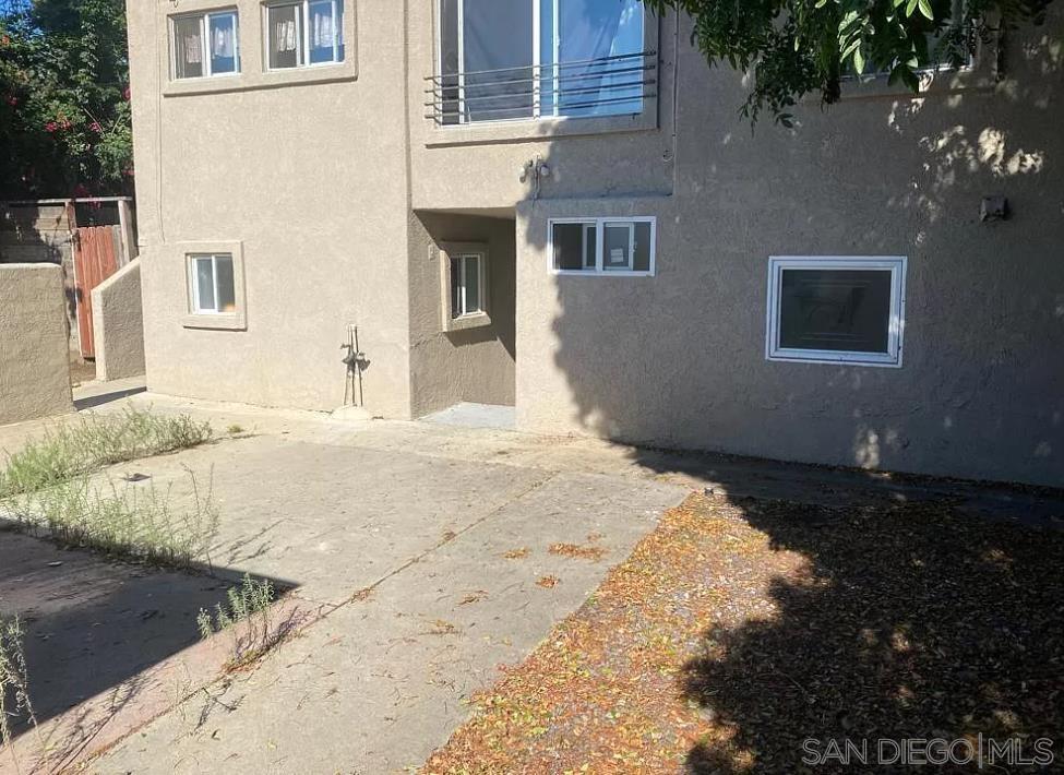 Front Image Thumbnail for SD2600872