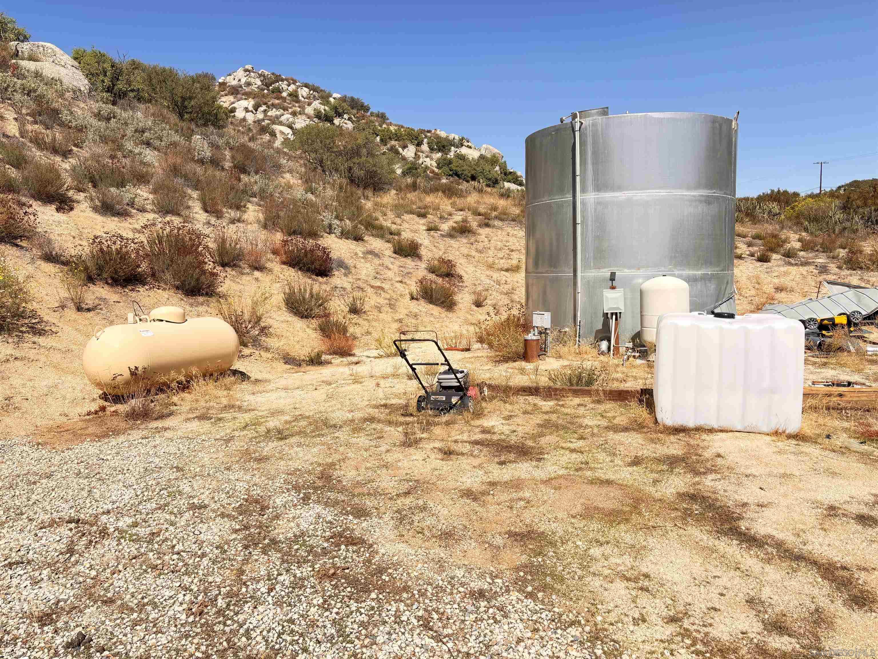 Detail Gallery Image 7 of 20 For 2848  La Posta Rd., Campo,  CA 91906 - 4 Beds | 2 Baths