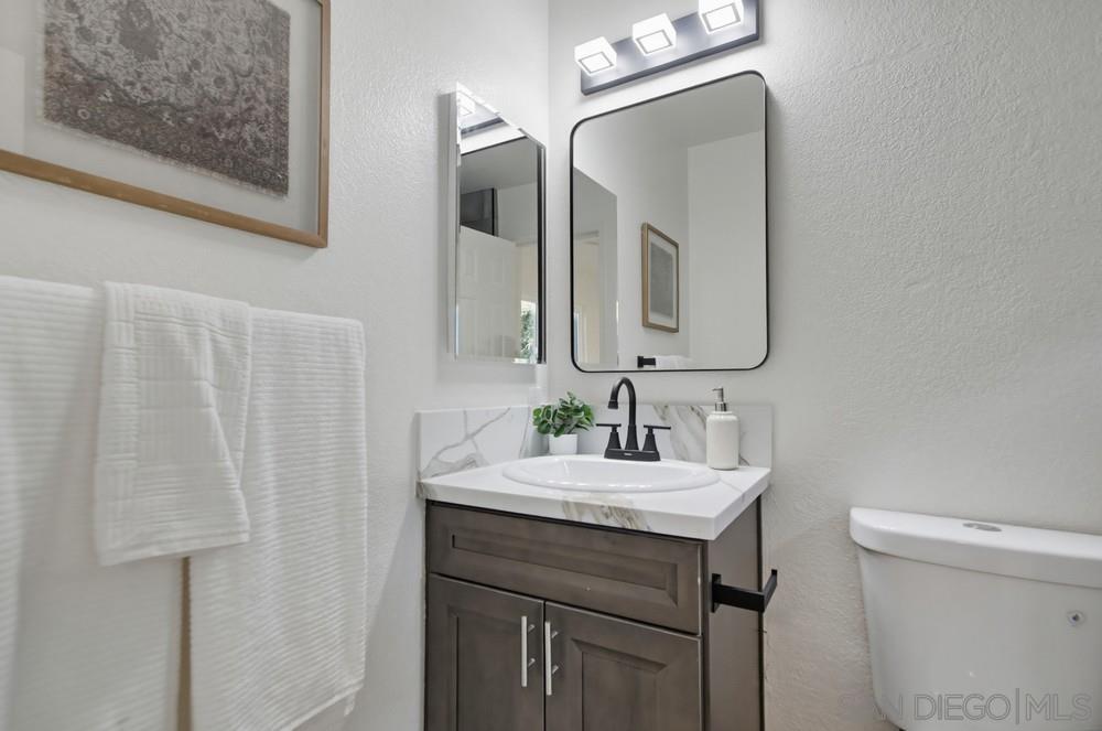 Detail Gallery Image 24 of 36 For 2909  Keats St  #11,  San Diego,  CA 92106 - 2 Beds | 2 Baths