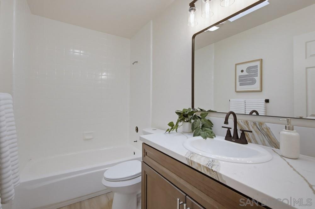 Detail Gallery Image 32 of 36 For 2909  Keats St  #11,  San Diego,  CA 92106 - 2 Beds | 2 Baths