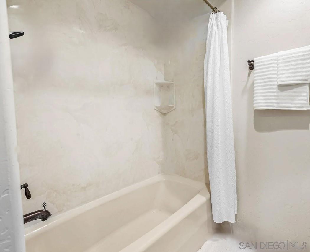 Detail Gallery Image 22 of 42 For 2003  Costa Del Mar Rd  #692,  Carlsbad,  CA 92009 - 1 Beds | 1/1 Baths