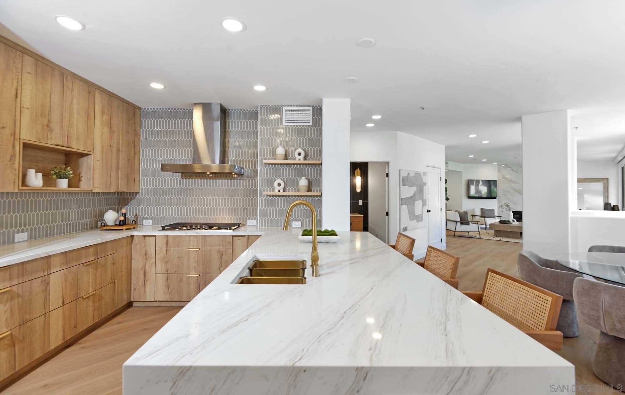 Detail Gallery Image 6 of 28 For 302  Prospect St  #6,  La Jolla,  CA 92037 - 3 Beds | 2/1 Baths