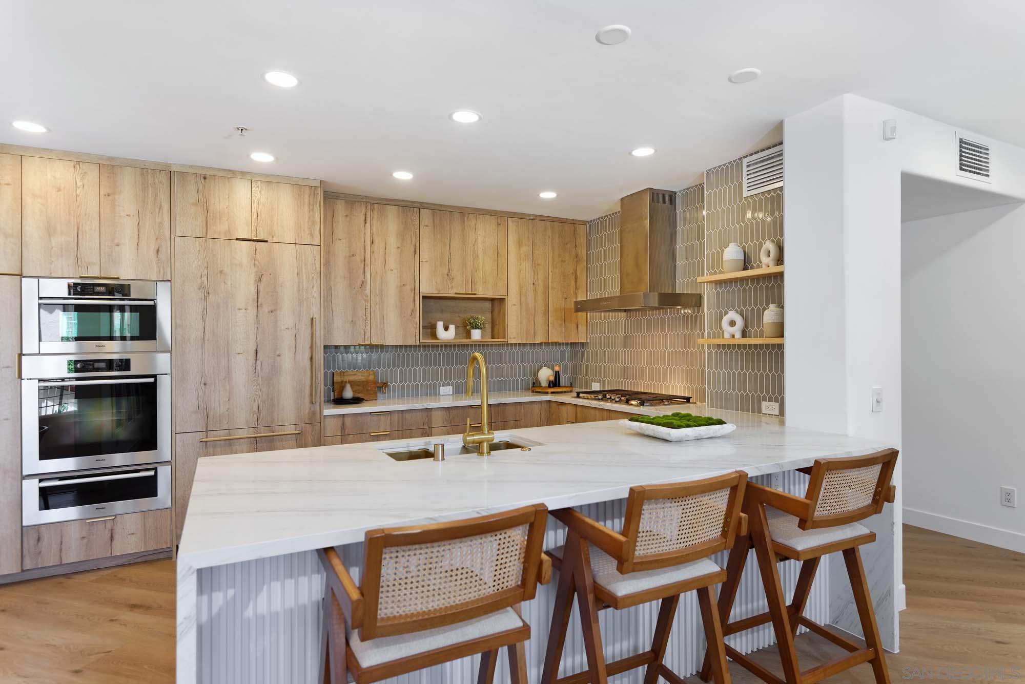 Detail Gallery Image 8 of 28 For 302  Prospect St  #6,  La Jolla,  CA 92037 - 3 Beds | 2/1 Baths