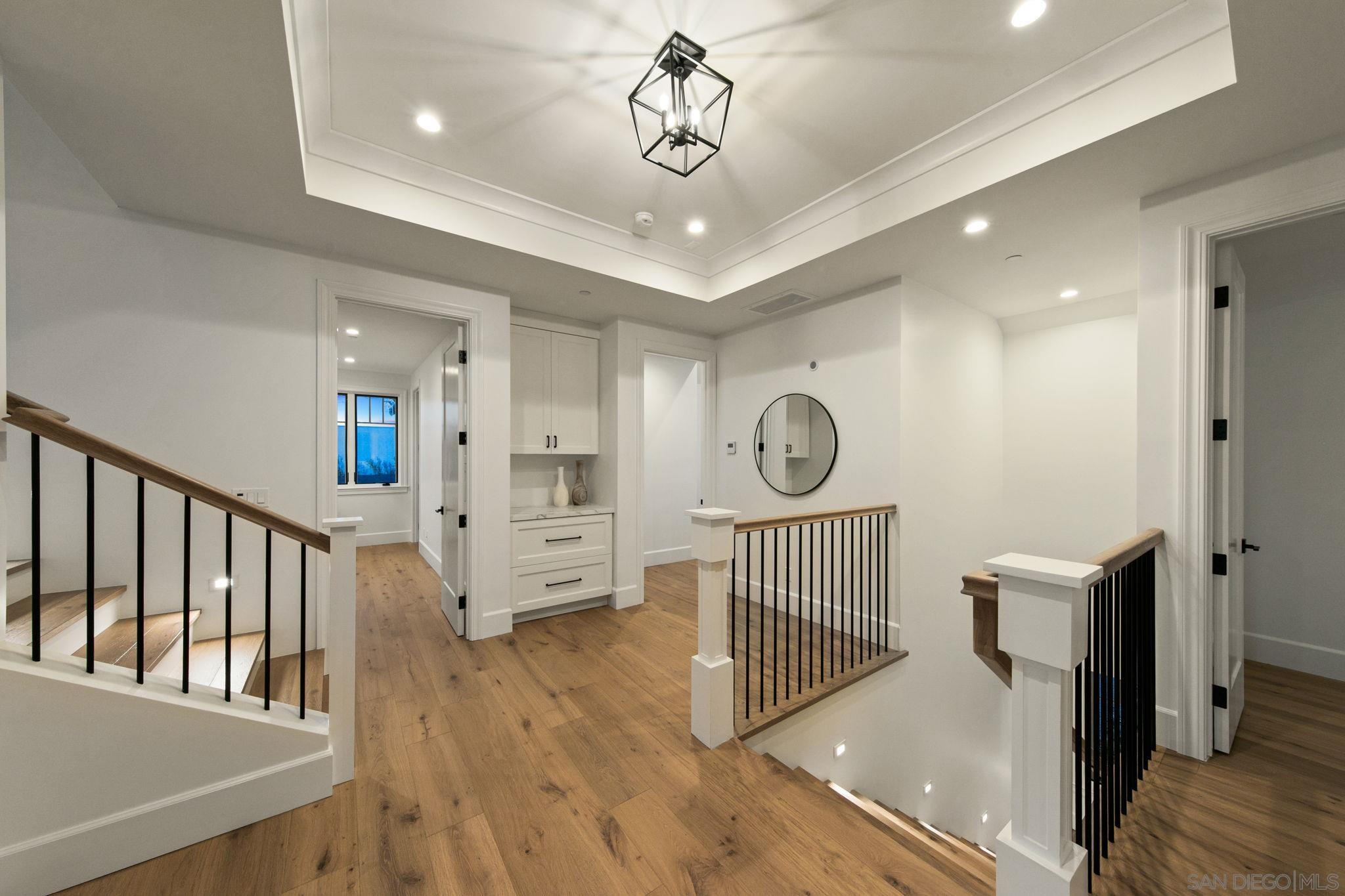 Detail Gallery Image 23 of 37 For 910  Balboa Ave, Coronado,  CA 92118 - 6 Beds | 6/1 Baths