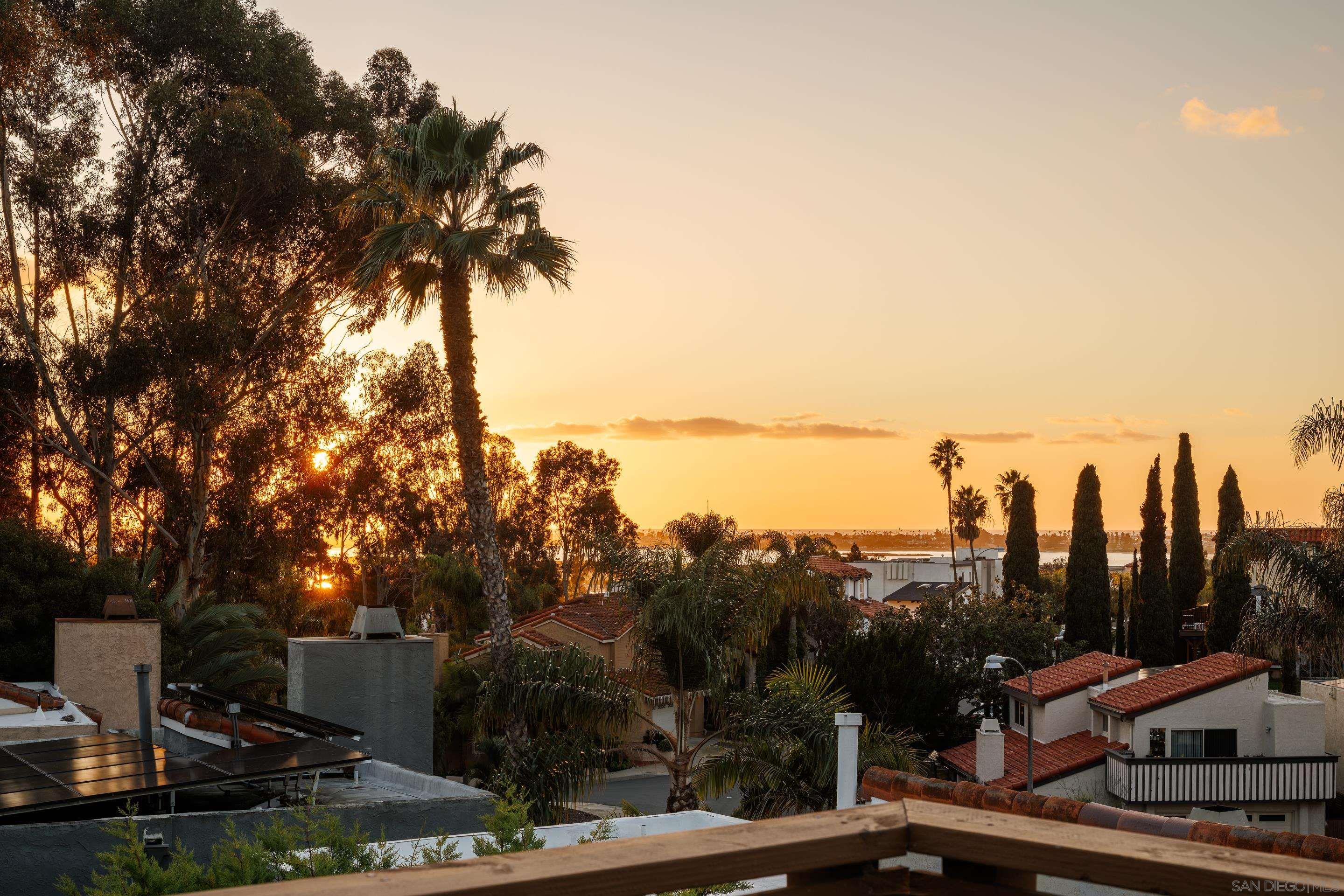 Detail Gallery Image 3 of 36 For 4541  Gesner Street, San Diego,  CA 92117 - 3 Beds | 2 Baths