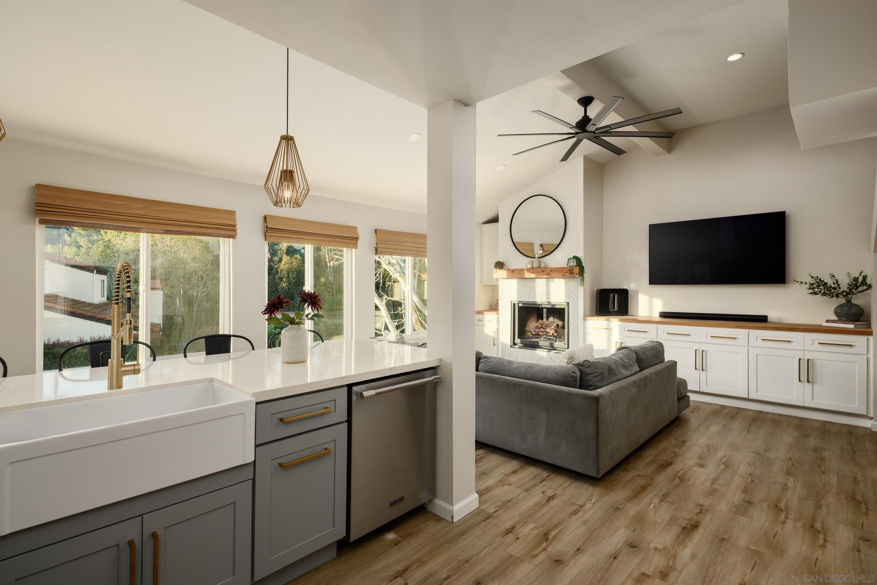 Detail Gallery Image 9 of 36 For 4541  Gesner Street, San Diego,  CA 92117 - 3 Beds | 2 Baths