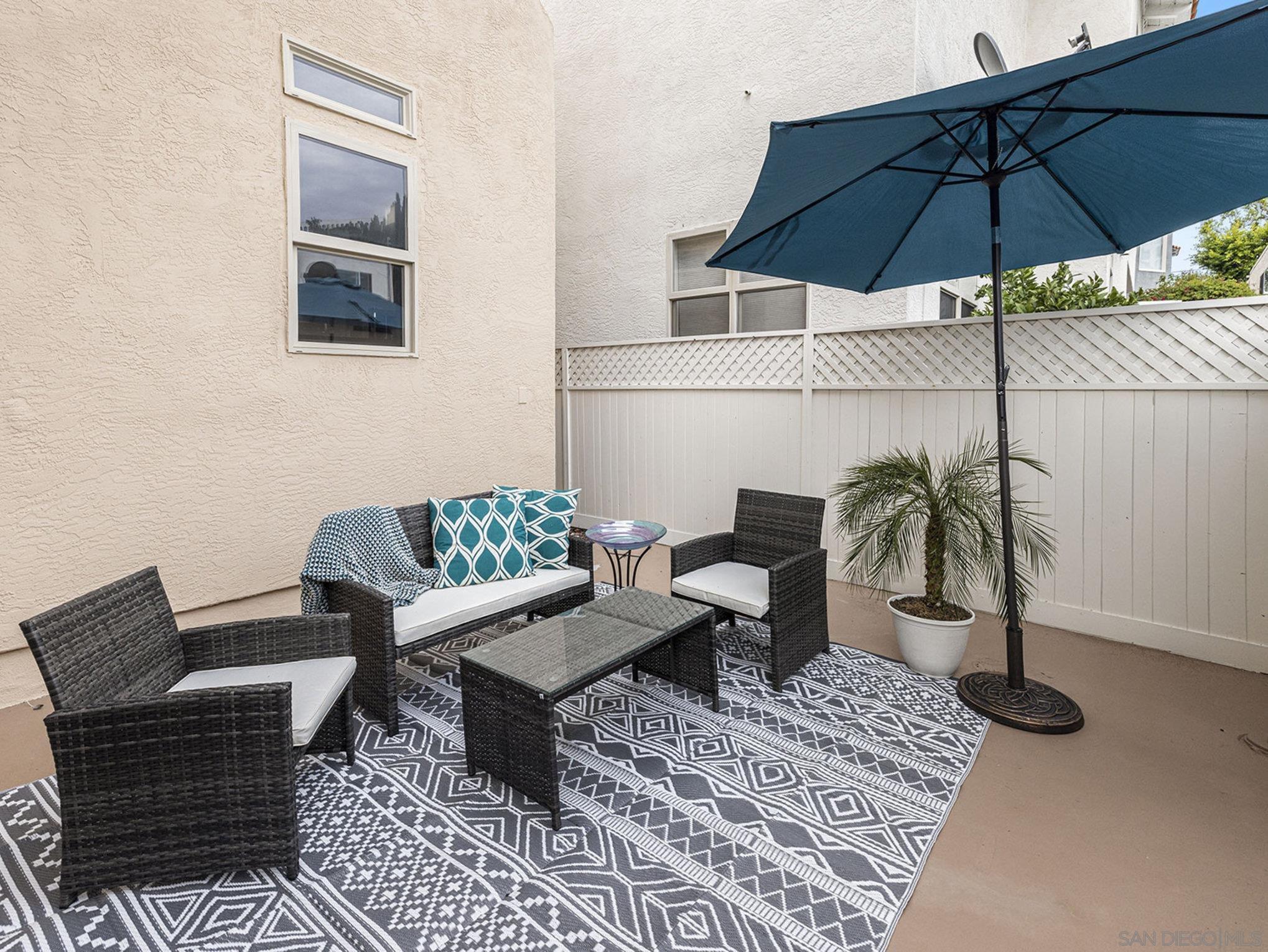 Detail Gallery Image 26 of 41 For 7355  Fay Avenue, La Jolla,  CA 92037 - 4 Beds | 3/1 Baths