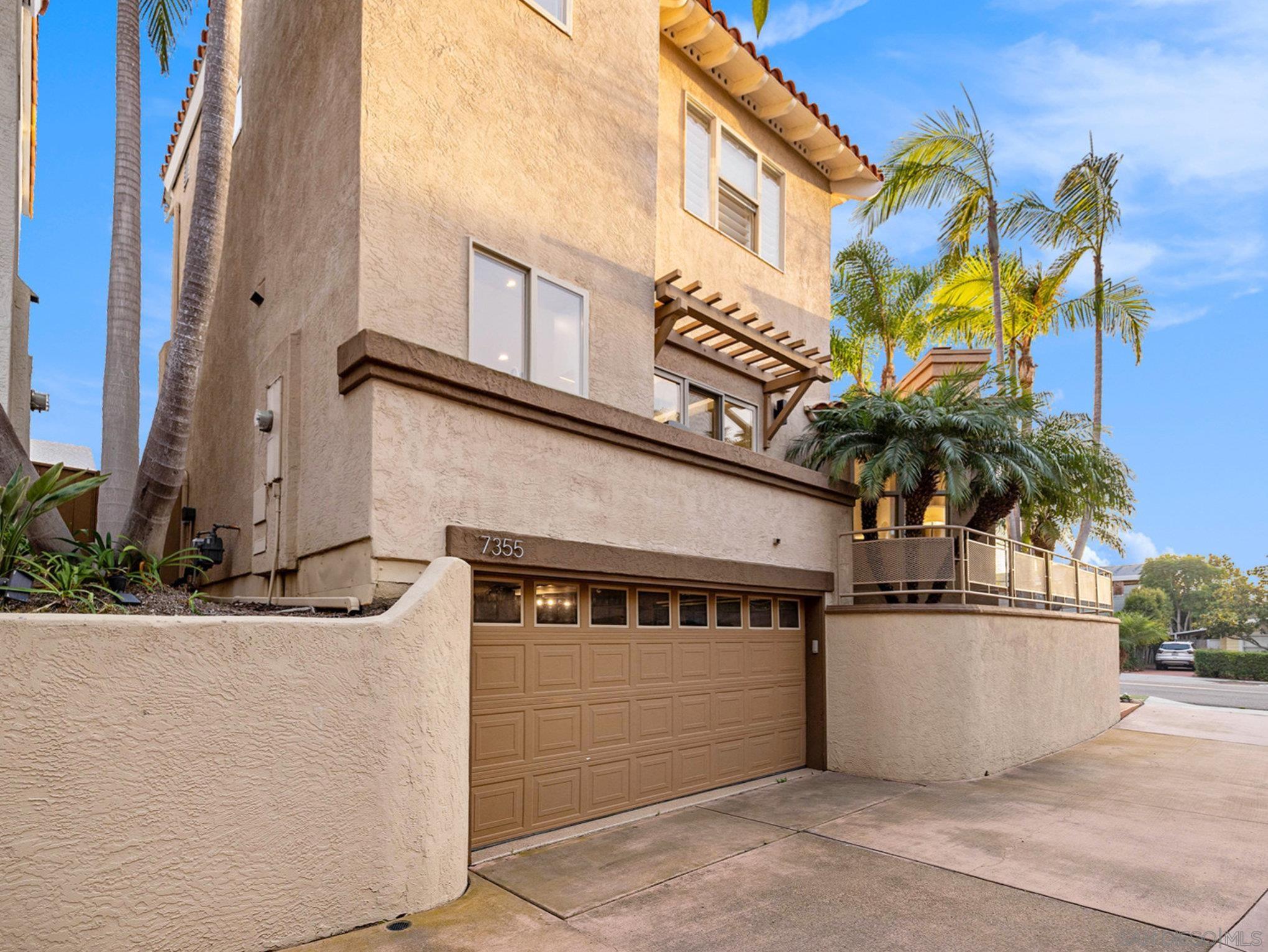 Detail Gallery Image 34 of 39 For 7355  Fay Avenue, La Jolla,  CA 92037 - 4 Beds | 3/1 Baths