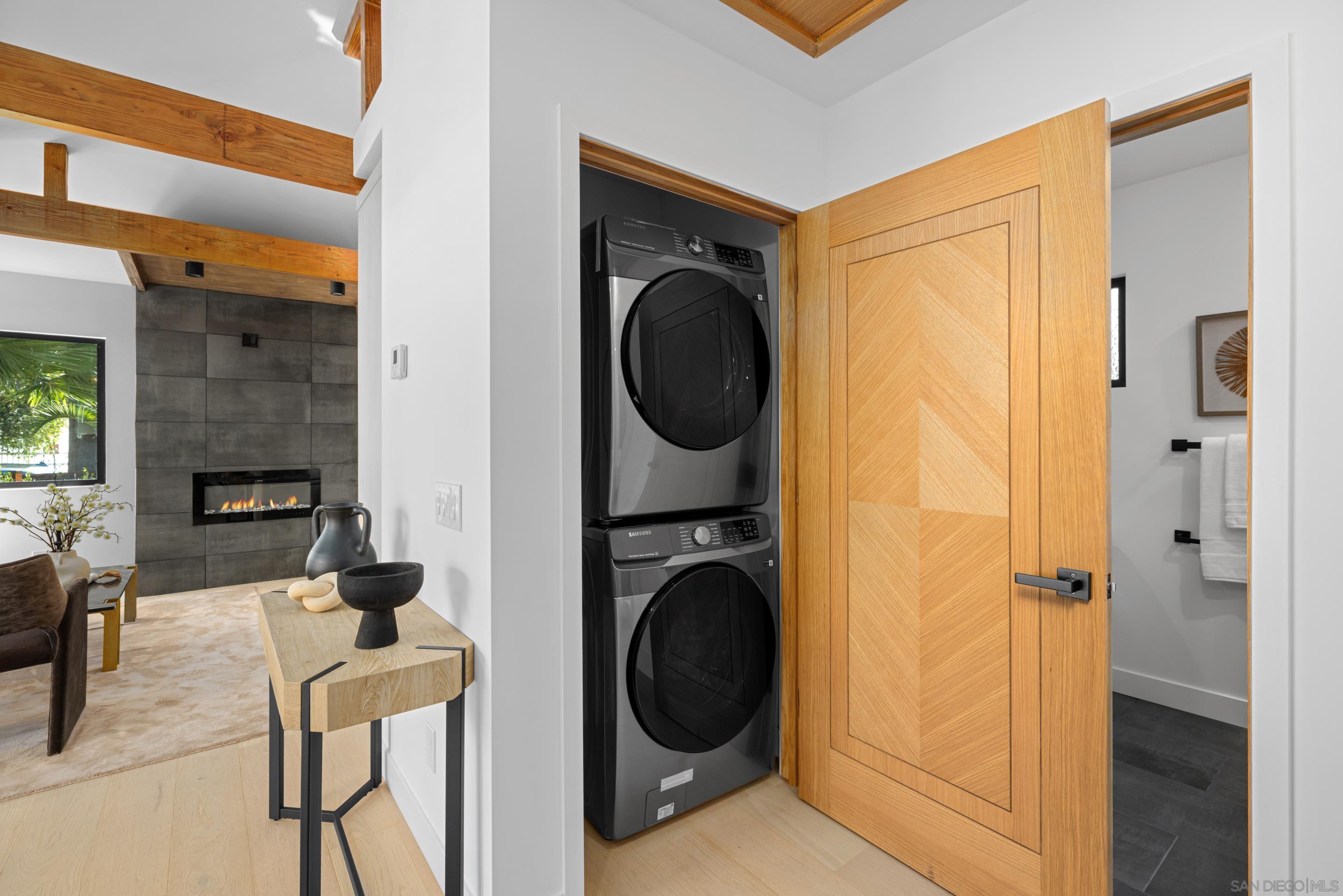 Detail Gallery Image 6 of 25 For 434 - 436  Bonair St, La Jolla,  CA 92037 - 3 Beds | 2 Baths