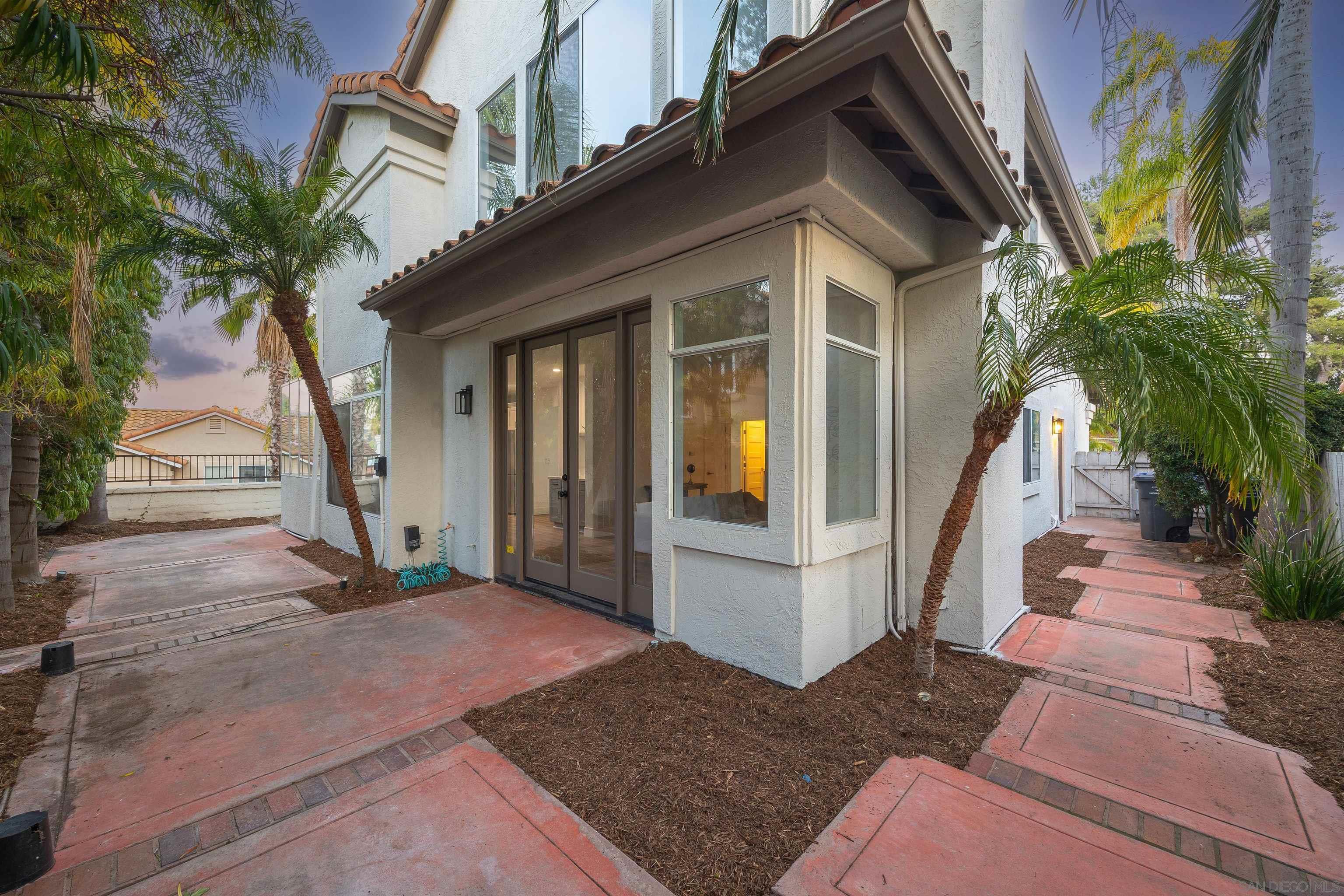 Detail Gallery Image 24 of 37 For 2318  via Villegas, Carlsbad,  CA 92009 - 5 Beds | 3 Baths