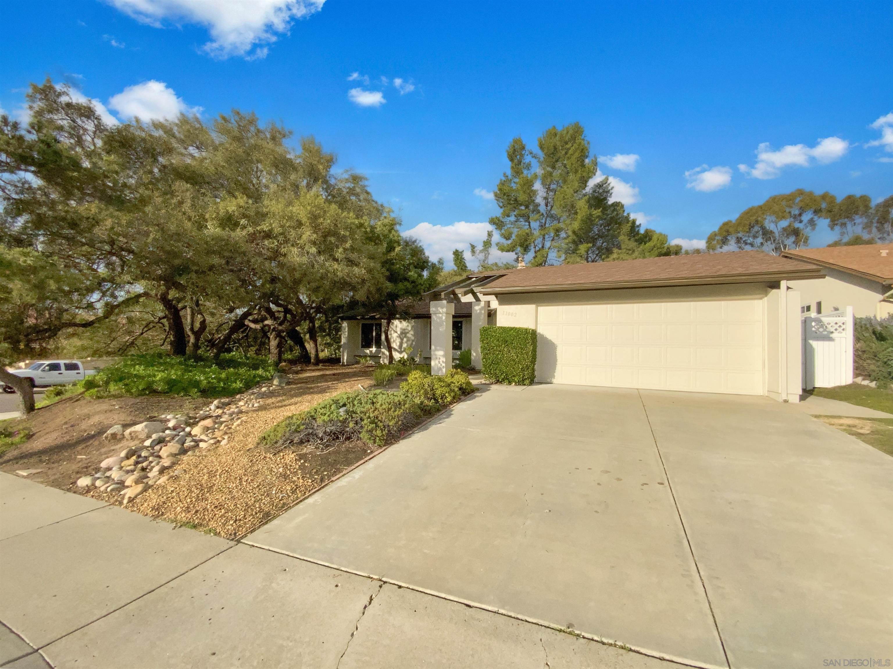 Front Image Thumbnail for SD2600916