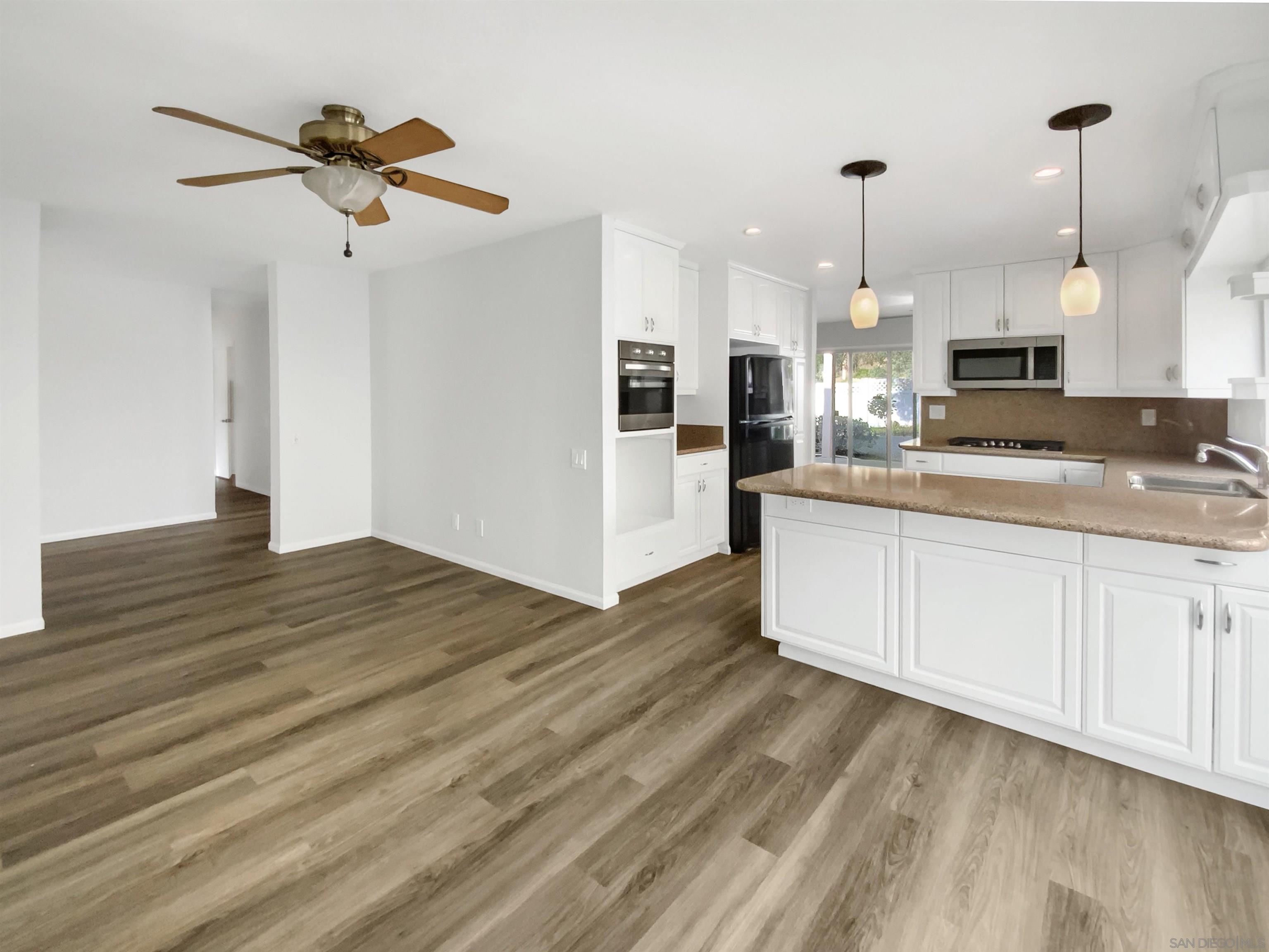 Detail Gallery Image 11 of 23 For 11002  Promesa Dr, San Diego,  CA 92124 - 4 Beds | 2 Baths