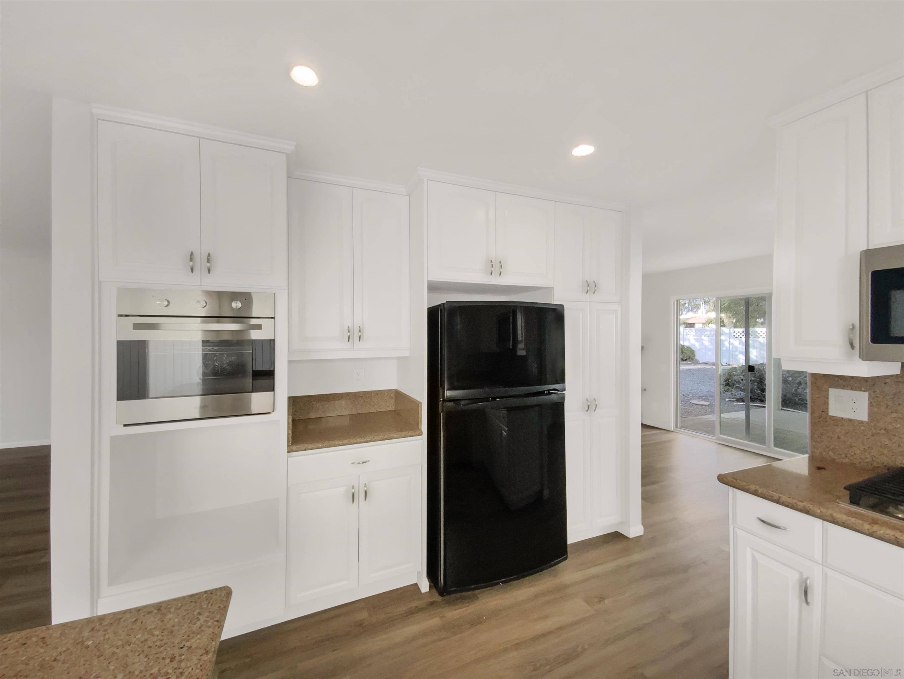 Detail Gallery Image 13 of 23 For 11002  Promesa Dr, San Diego,  CA 92124 - 4 Beds | 2 Baths