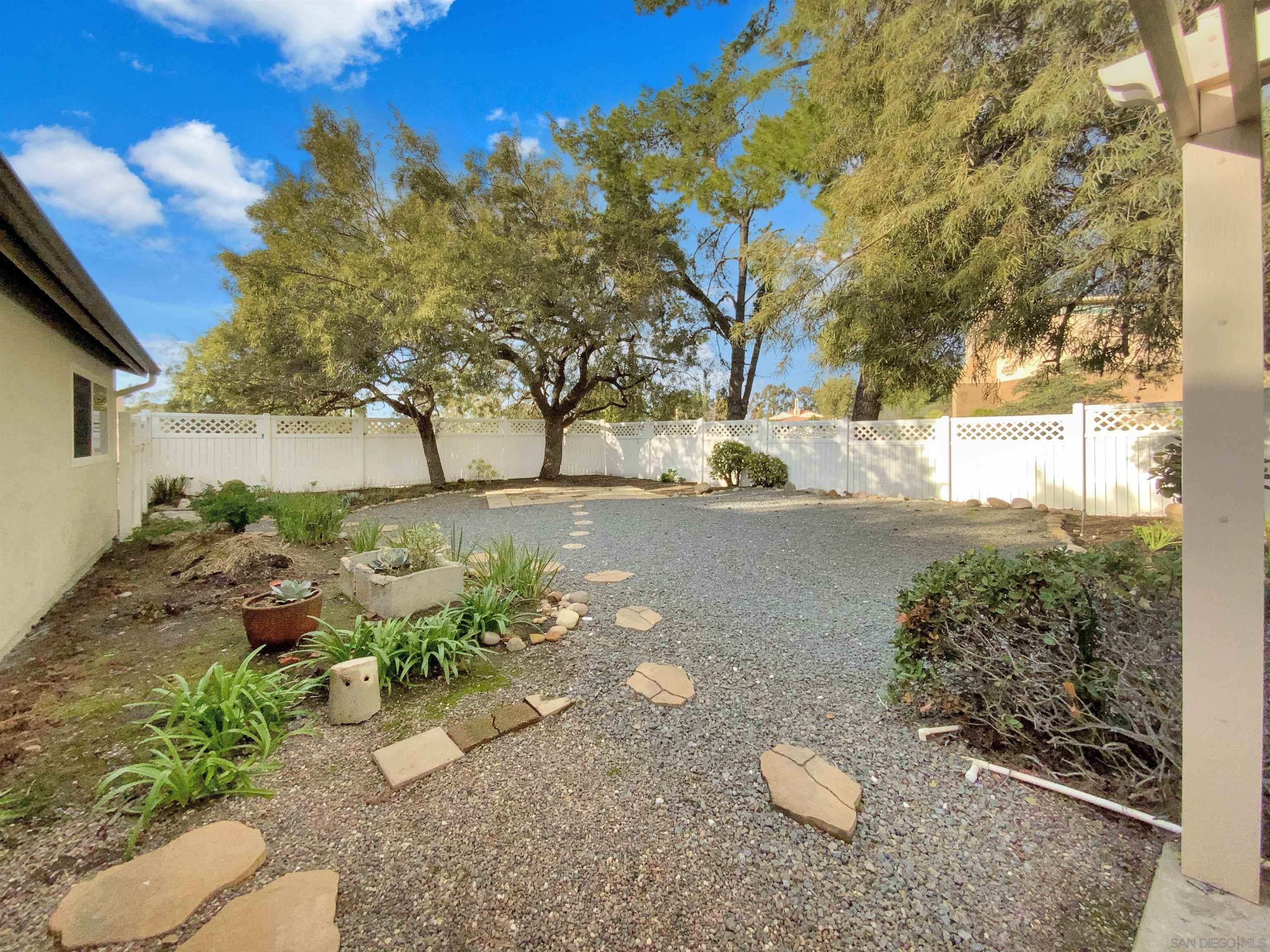 Detail Gallery Image 21 of 23 For 11002  Promesa Dr, San Diego,  CA 92124 - 4 Beds | 2 Baths