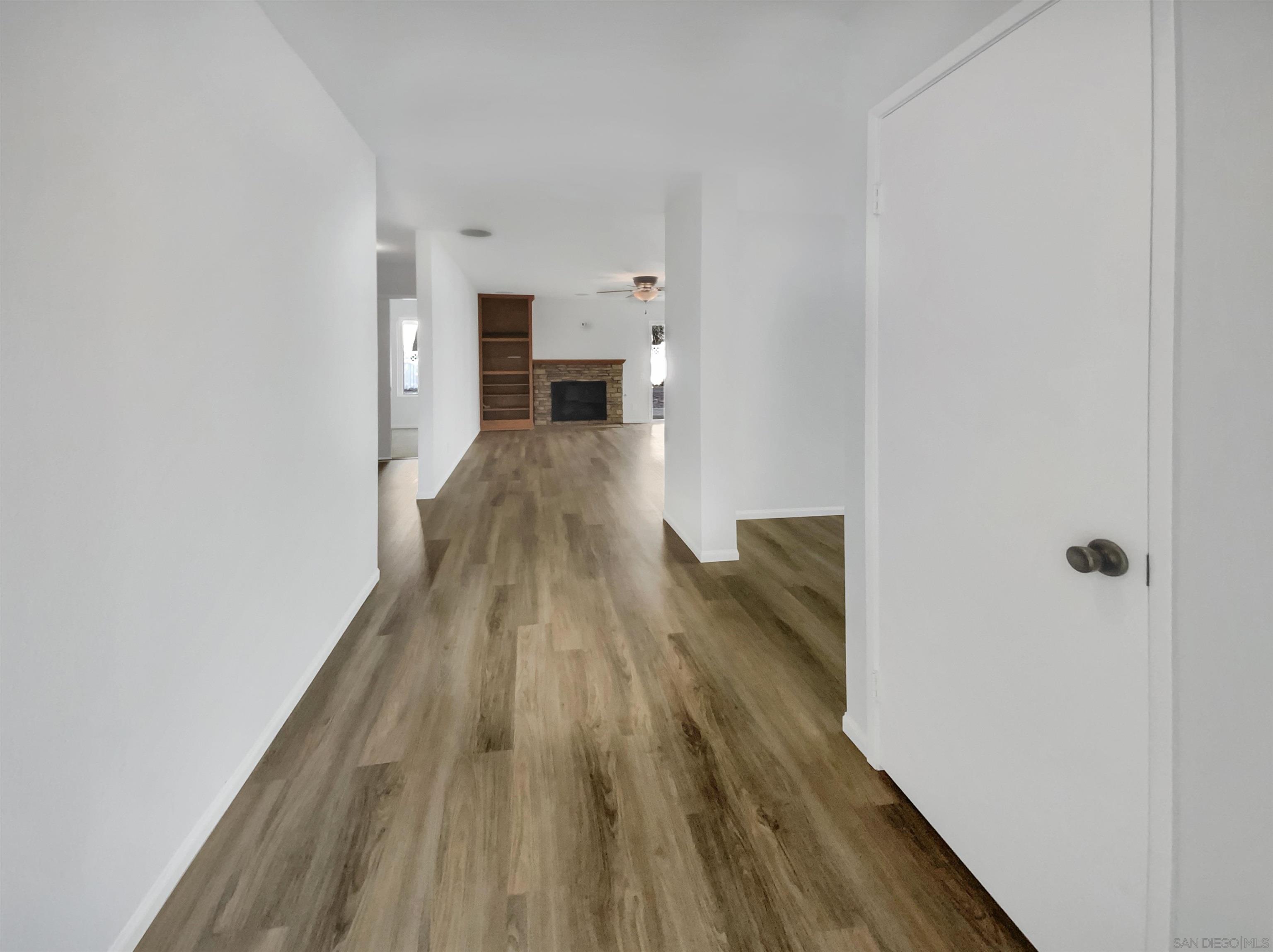 Detail Gallery Image 9 of 23 For 11002  Promesa Dr, San Diego,  CA 92124 - 4 Beds | 2 Baths