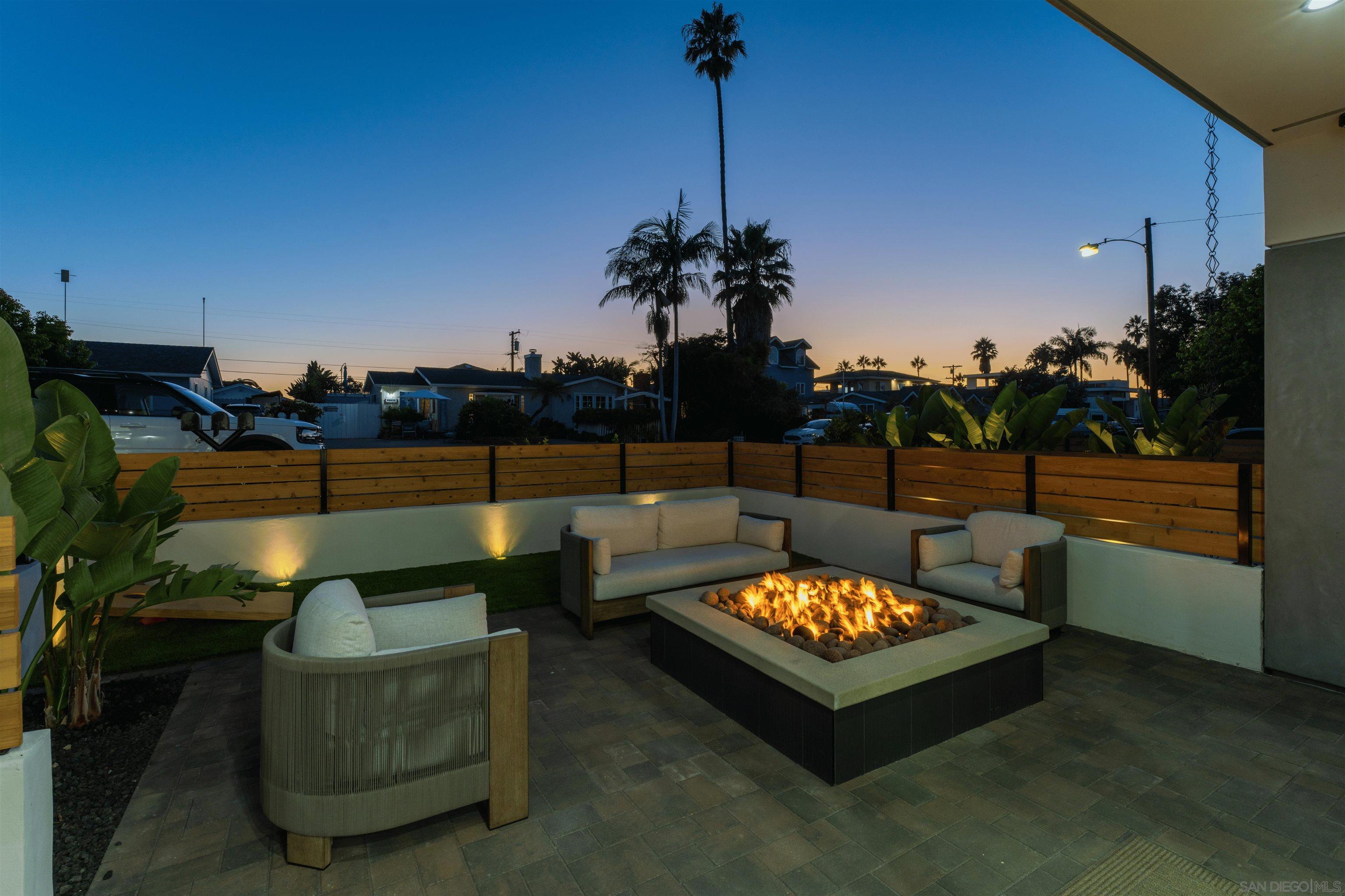 Detail Gallery Image 11 of 61 For 5140  Los Robles Dr, Carlsbad,  CA 92008 - – Beds | – Baths