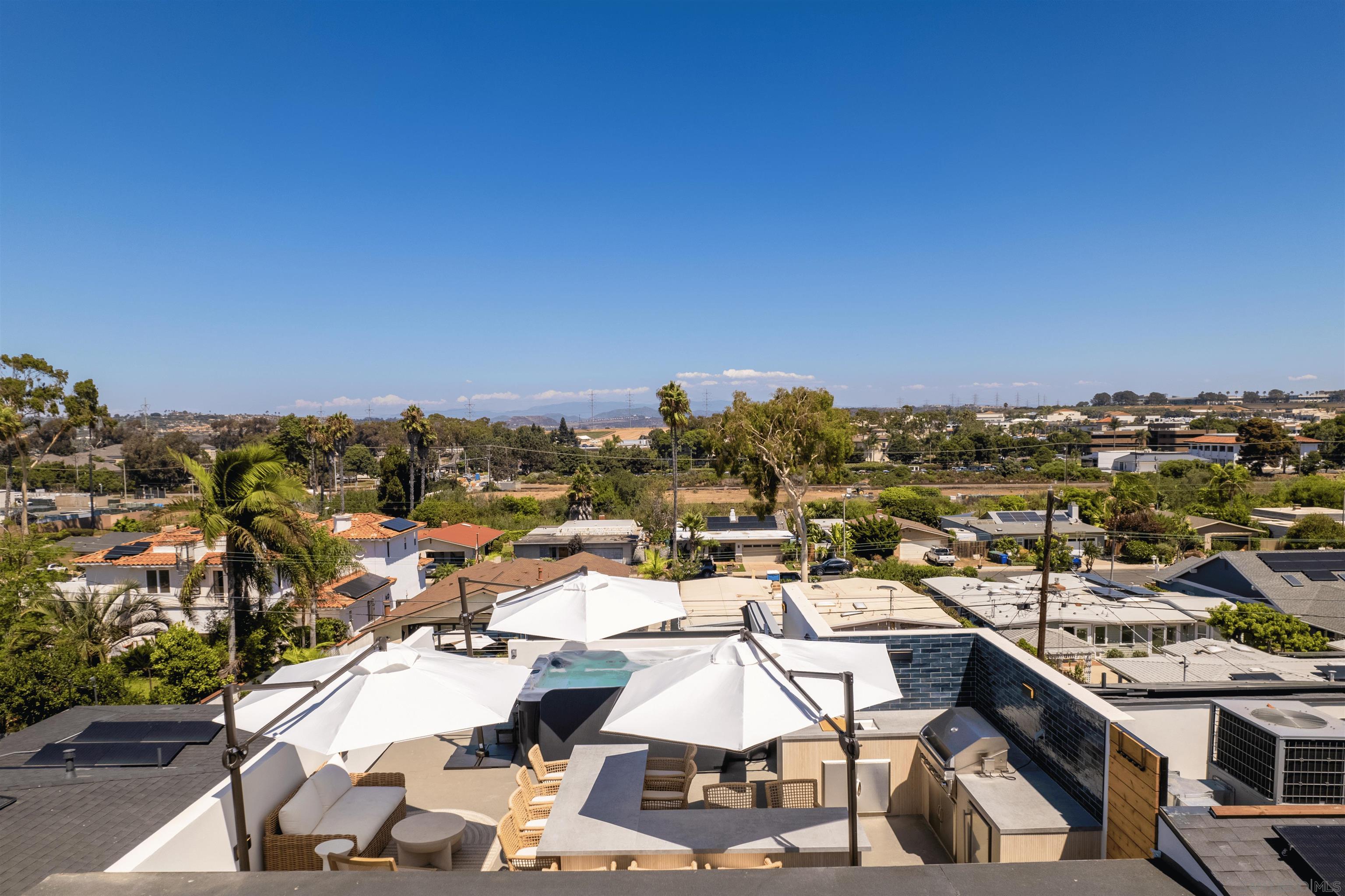 Detail Gallery Image 38 of 61 For 5140  Los Robles Dr, Carlsbad,  CA 92008 - – Beds | – Baths