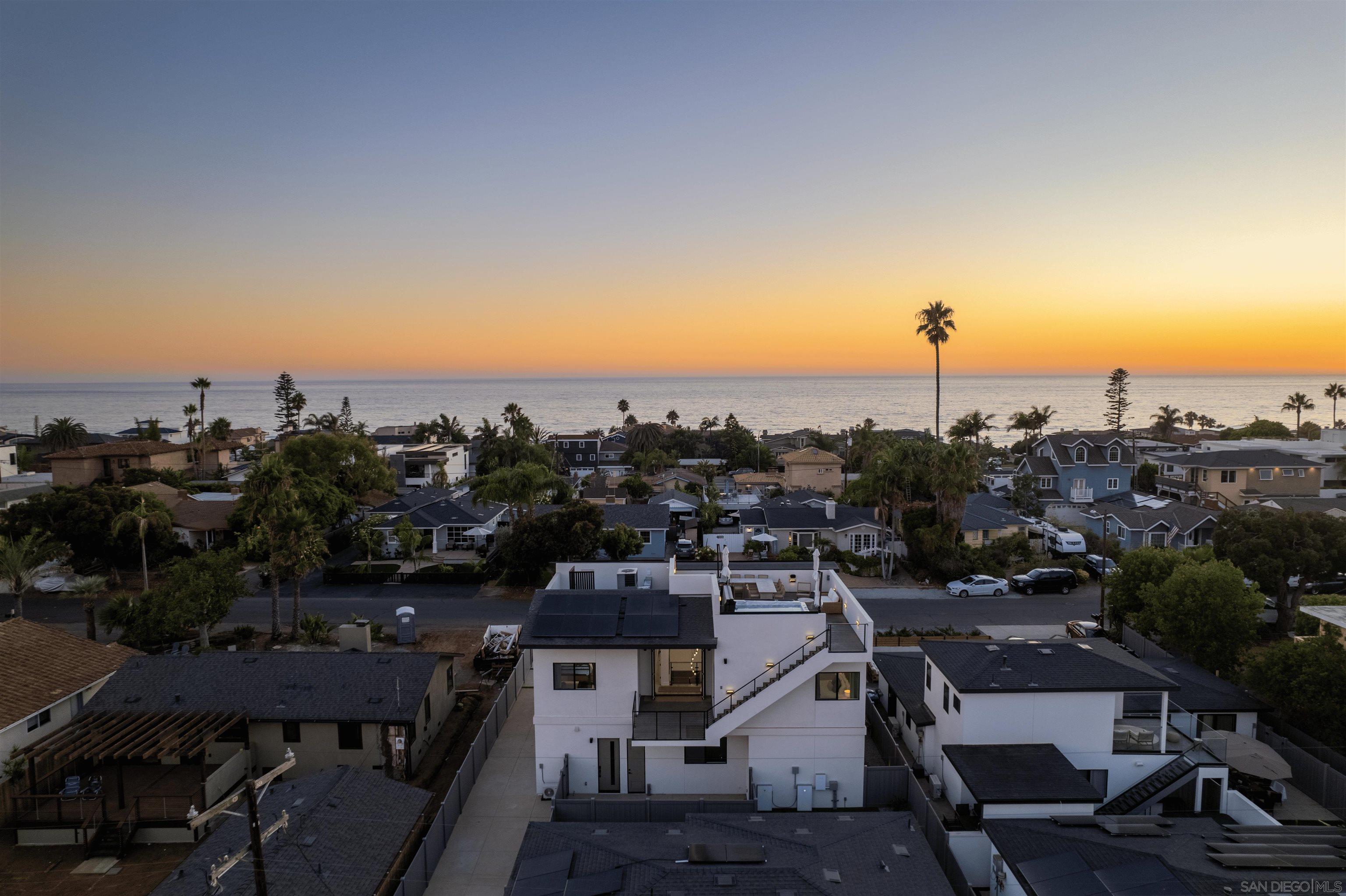 Detail Gallery Image 5 of 61 For 5140  Los Robles Dr, Carlsbad,  CA 92008 - – Beds | – Baths