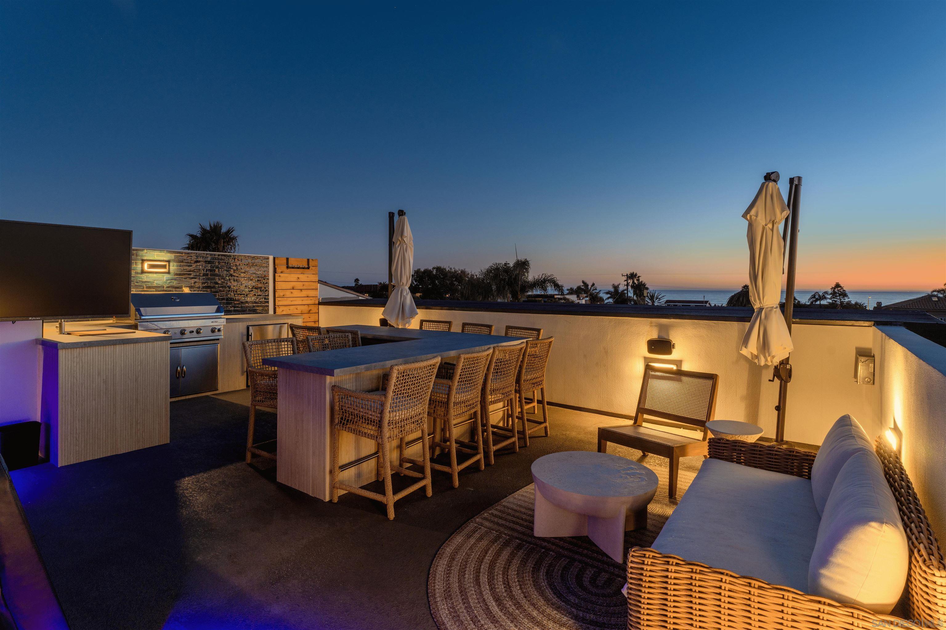 Detail Gallery Image 8 of 61 For 5140  Los Robles Dr, Carlsbad,  CA 92008 - – Beds | – Baths