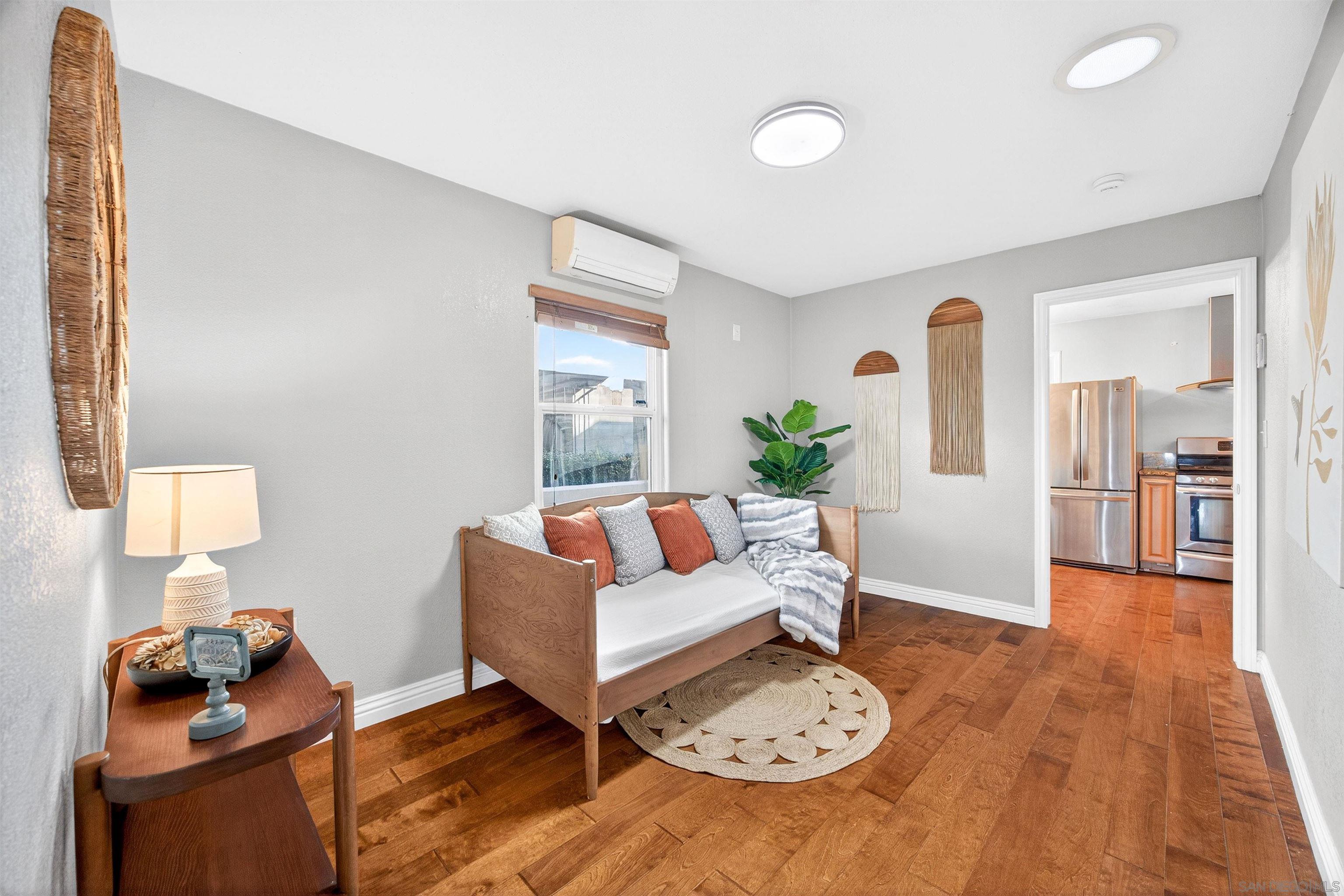 Detail Gallery Image 12 of 39 For 530  11th St, Imperial Beach,  CA 91932 - 2 Beds | 1 Baths