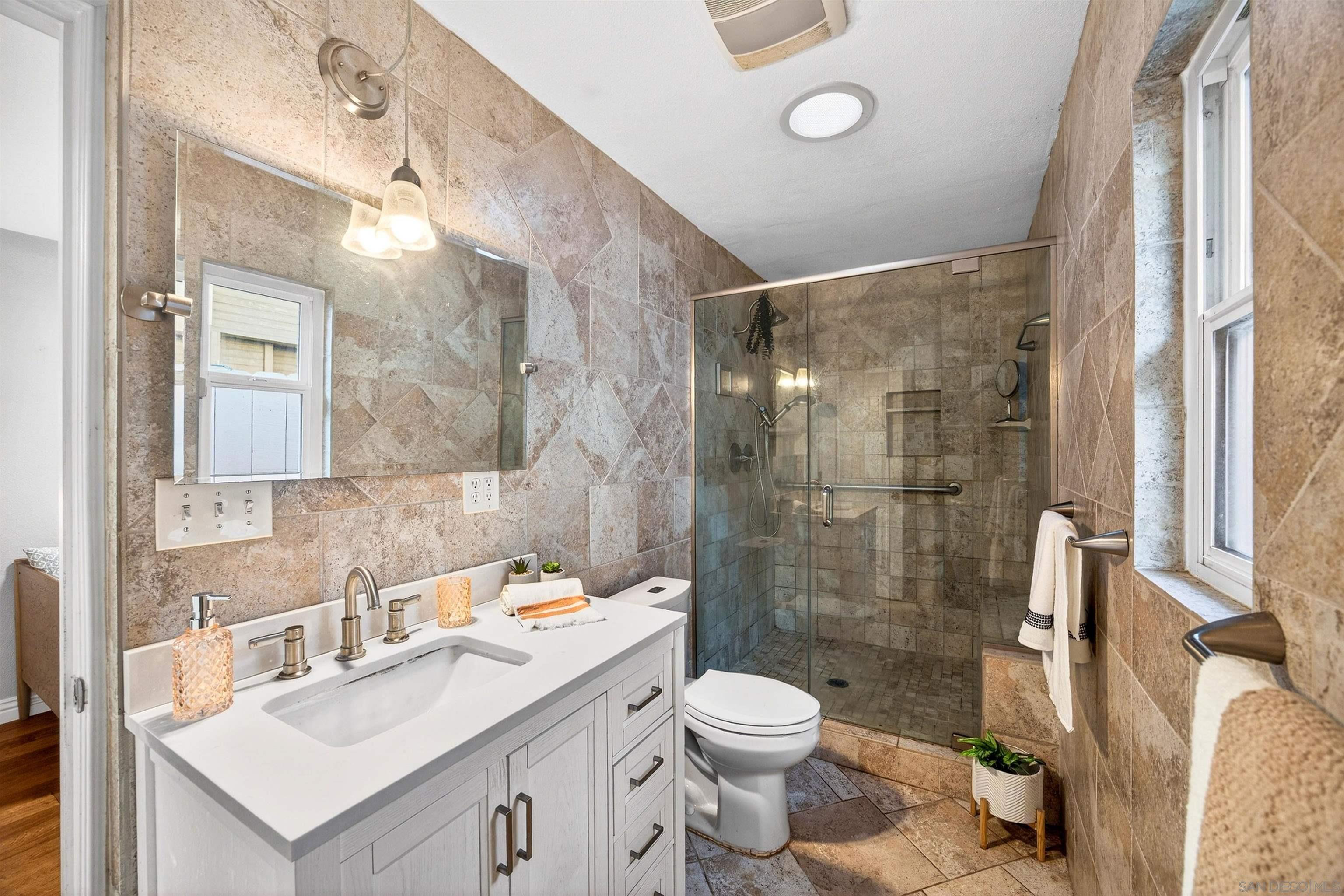 Detail Gallery Image 15 of 39 For 530  11th St, Imperial Beach,  CA 91932 - 2 Beds | 1 Baths