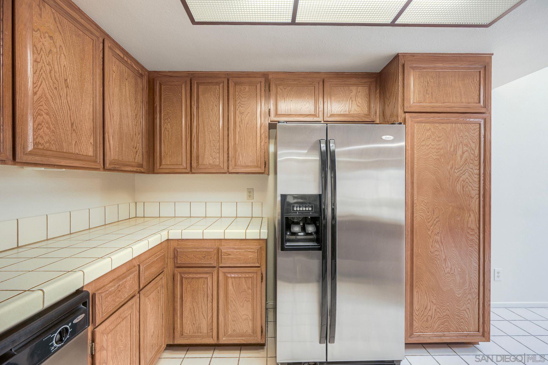 Detail Gallery Image 14 of 23 For 12767  Camino De La Breccia  79, San Diego,  CA 92128 - 3 Beds | 2 Baths